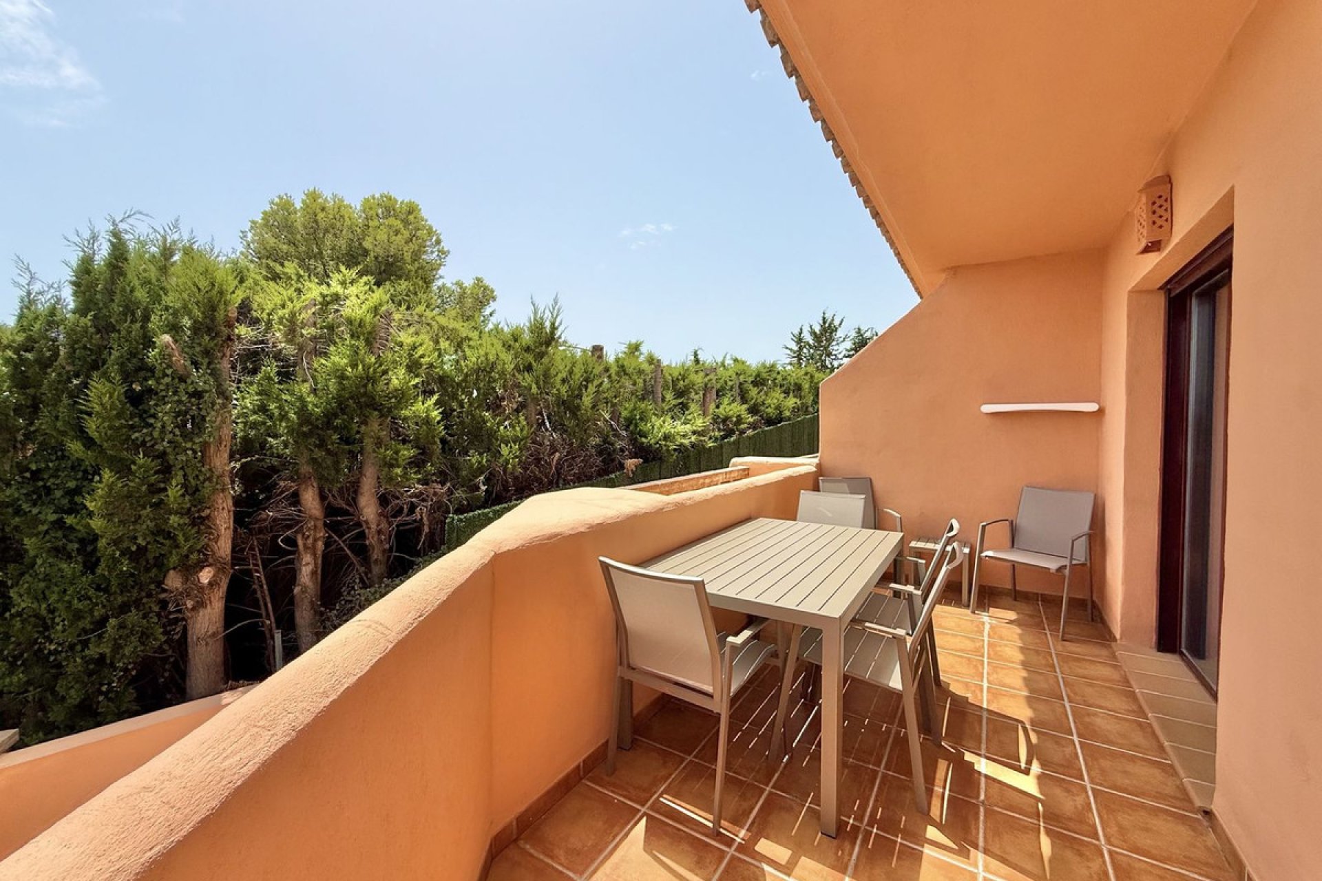 Reventa - Apartment - Middle Floor Apartment - Benahavís - Benahavís Centro