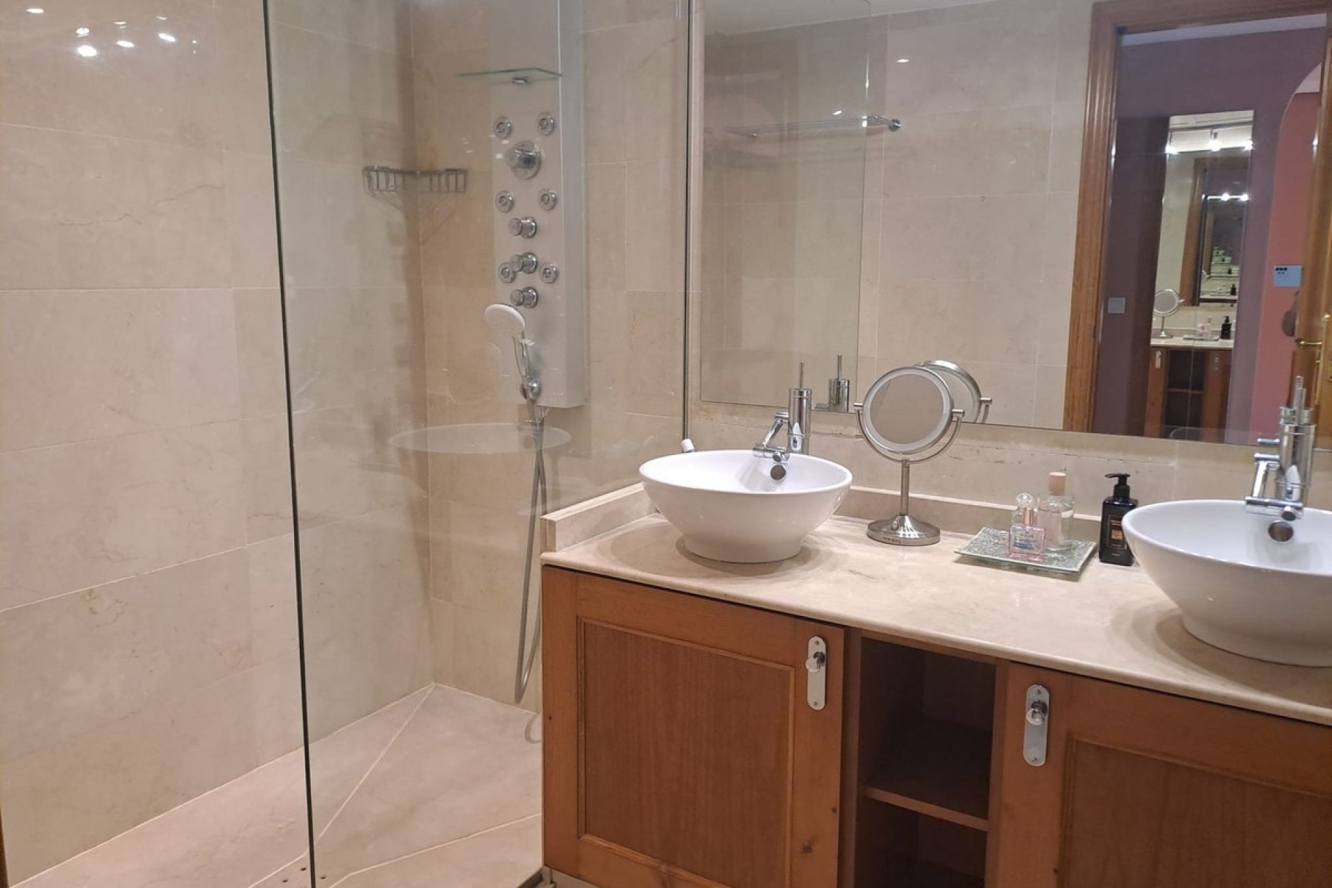 Reventa - Apartment - Middle Floor Apartment - Benahavís - Benahavís Centro