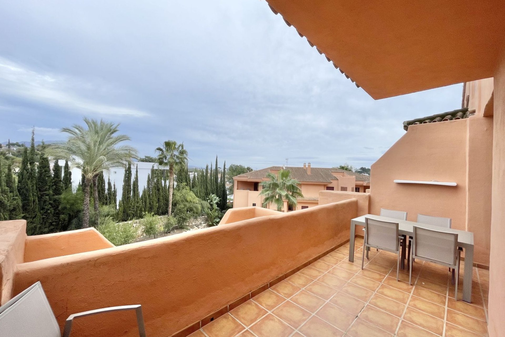 Reventa - Apartment - Middle Floor Apartment - Benahavís - Benahavís Centro