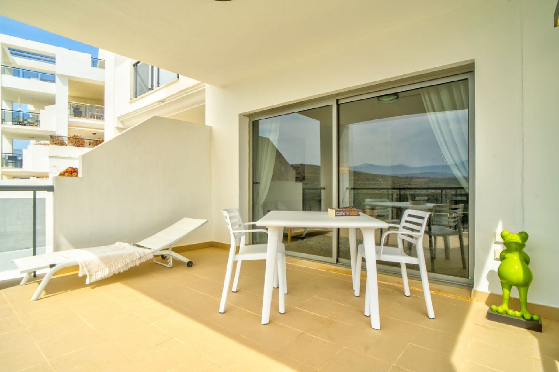 Reventa - Apartment - Middle Floor Apartment - Benahavís - Benahavís Centro