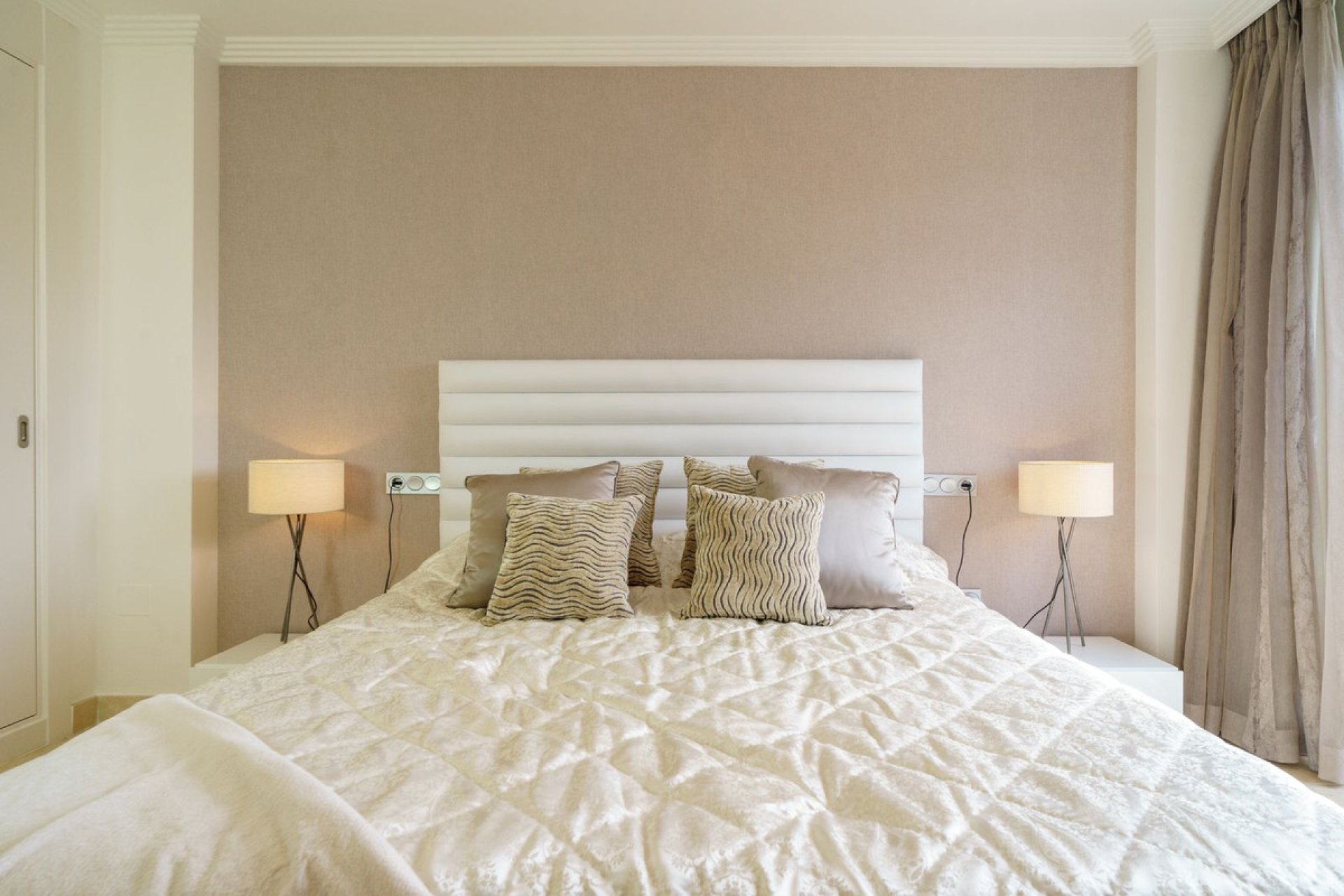 Reventa - Apartment - Middle Floor Apartment - Benahavís - Benahavís Centro