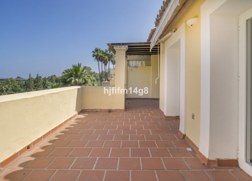 Reventa - Apartment - Middle Floor Apartment - Benahavís - Benahavís Centro