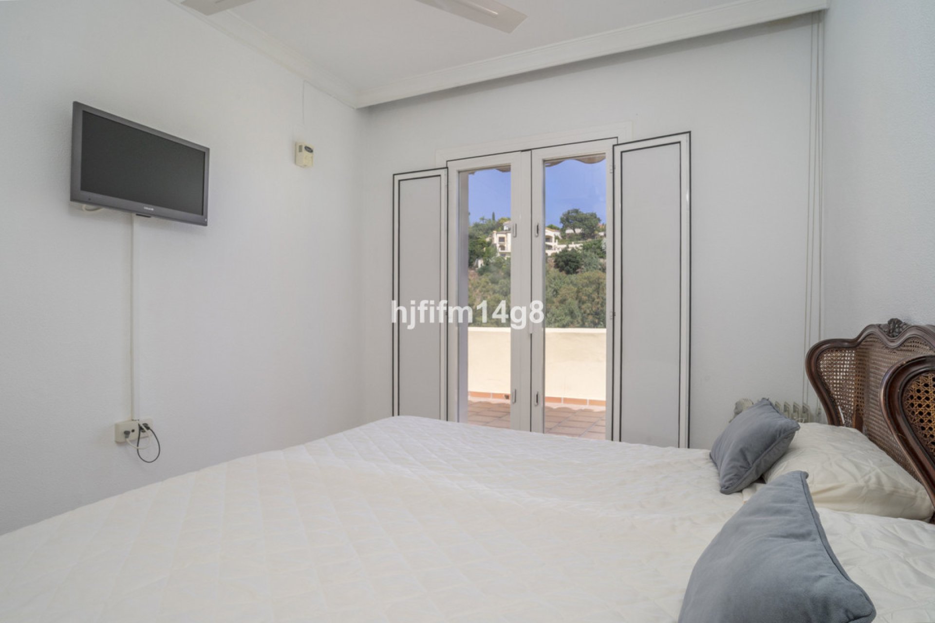 Reventa - Apartment - Middle Floor Apartment - Benahavís - Benahavís Centro