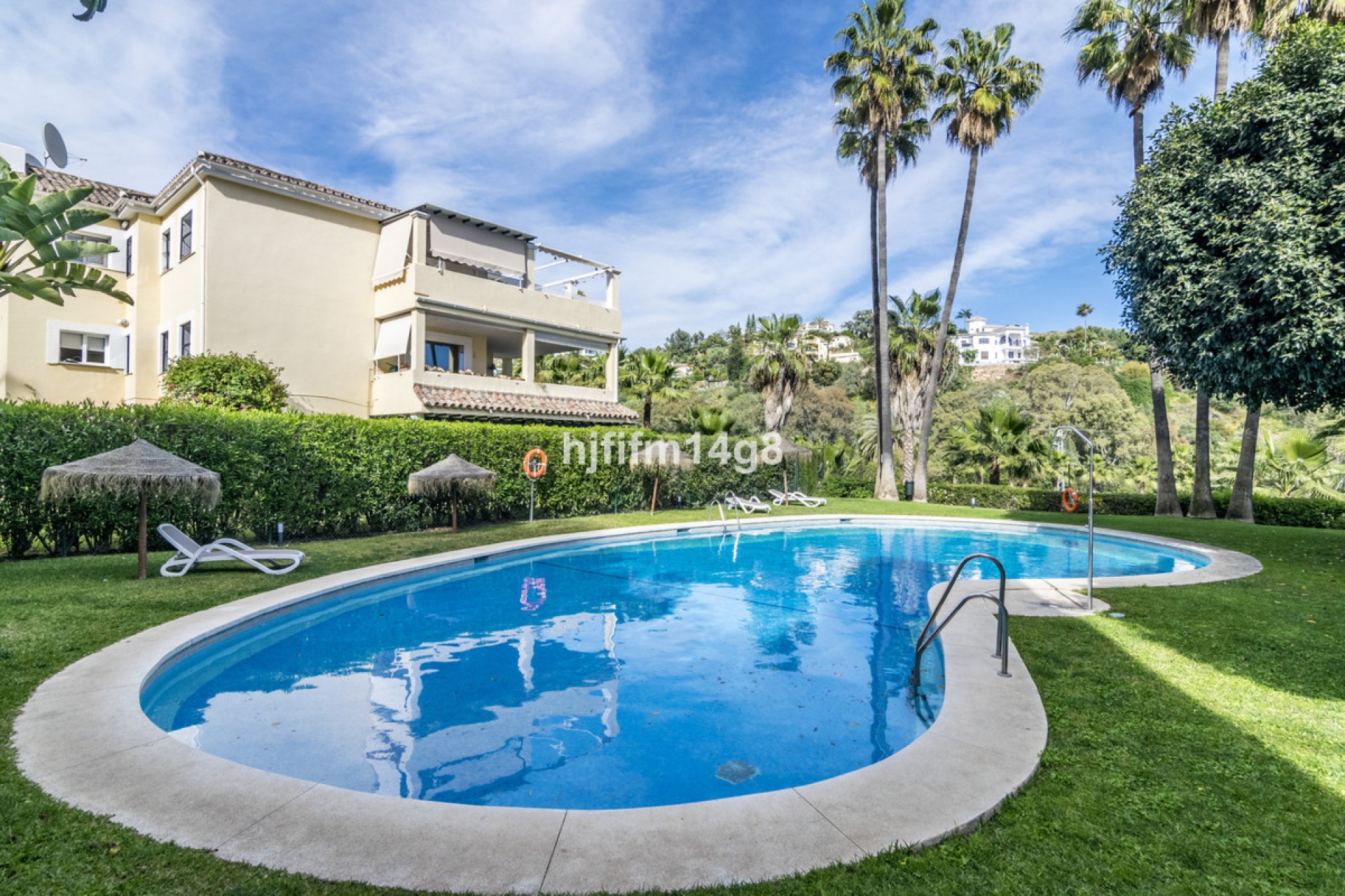 Reventa - Apartment - Middle Floor Apartment - Benahavís - Benahavís Centro