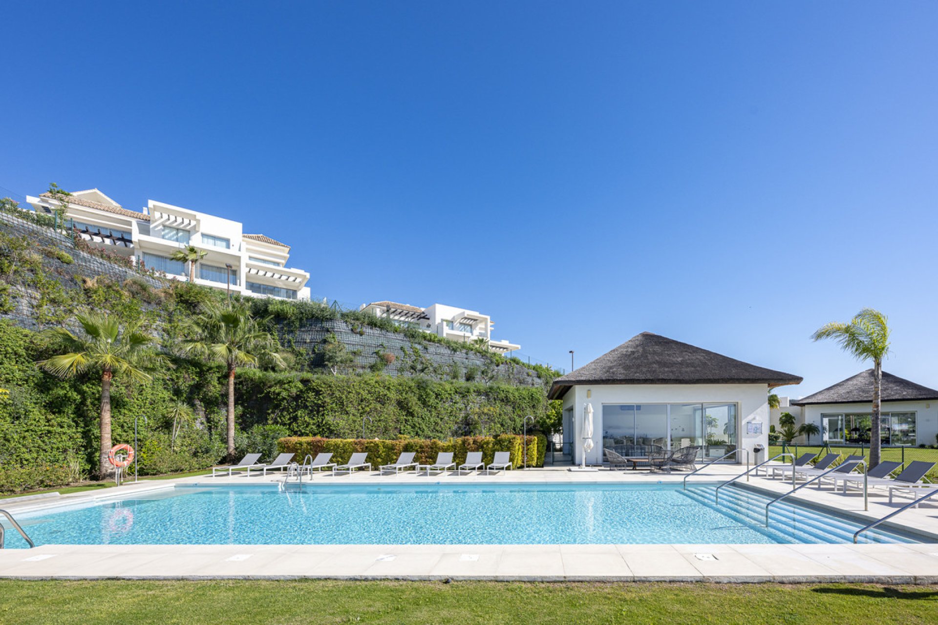 Reventa - Apartment - Middle Floor Apartment - Benahavís - Benahavís Centro