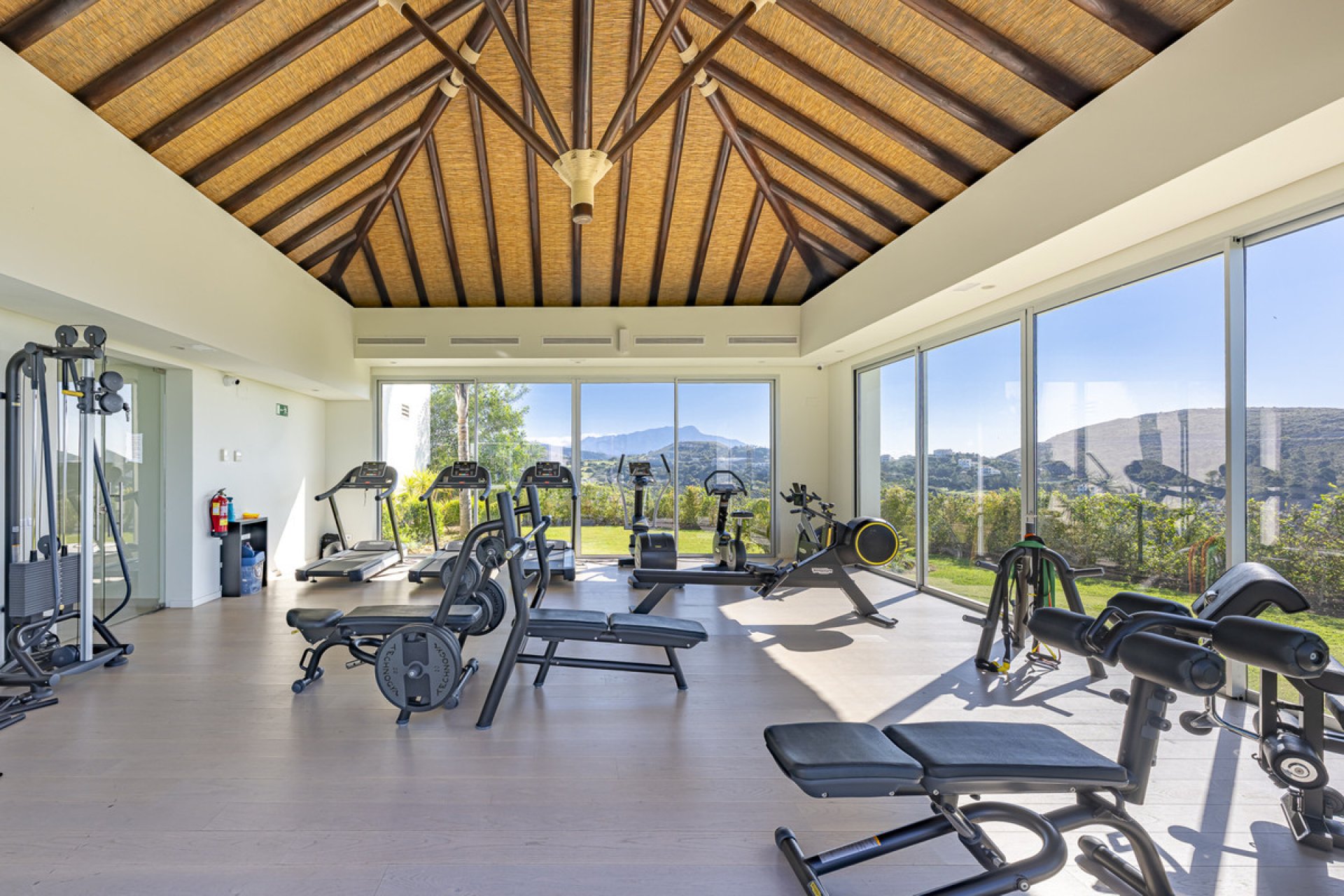 Reventa - Apartment - Middle Floor Apartment - Benahavís - Benahavís Centro