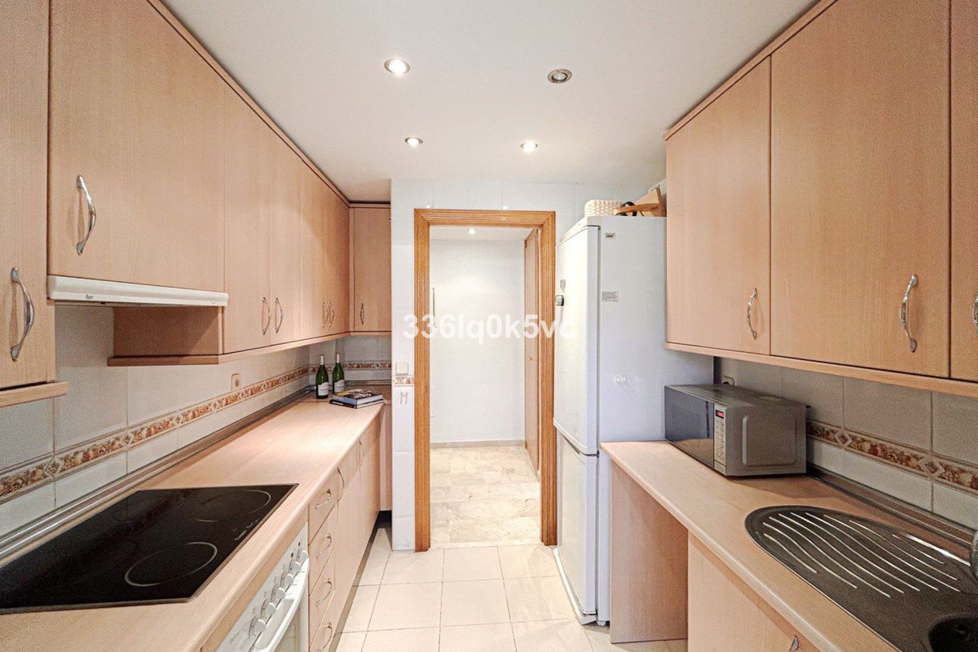 Reventa - Apartment - Middle Floor Apartment - Benahavís - Benahavís Centro