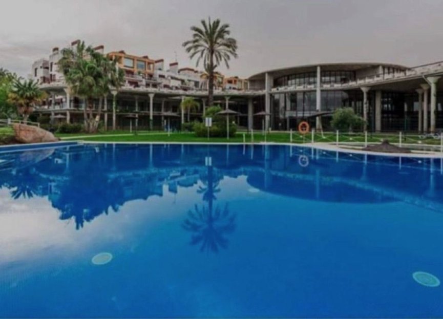 Reventa - Apartment - Middle Floor Apartment - Benahavís - Benahavís Centro