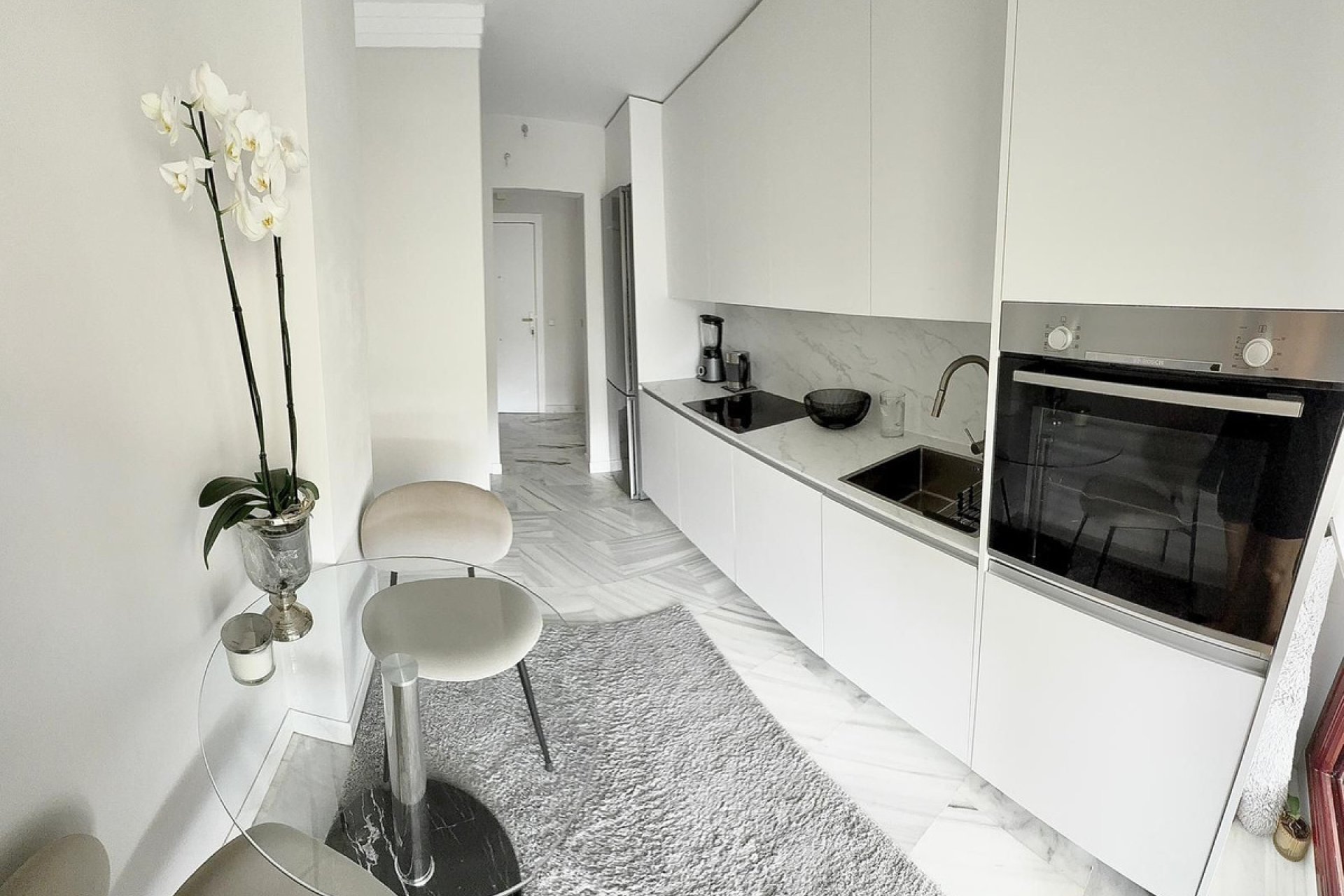 Reventa - Apartment - Middle Floor Apartment - Benahavís - Benahavís Centro