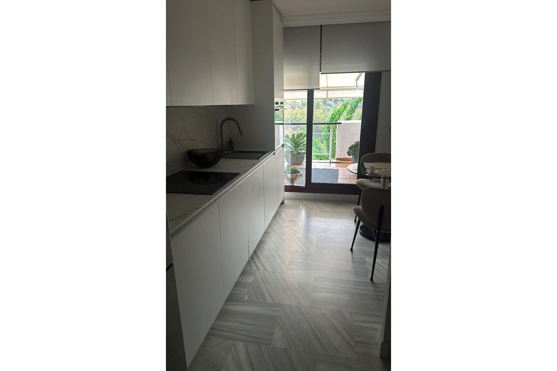 Reventa - Apartment - Middle Floor Apartment - Benahavís - Benahavís Centro