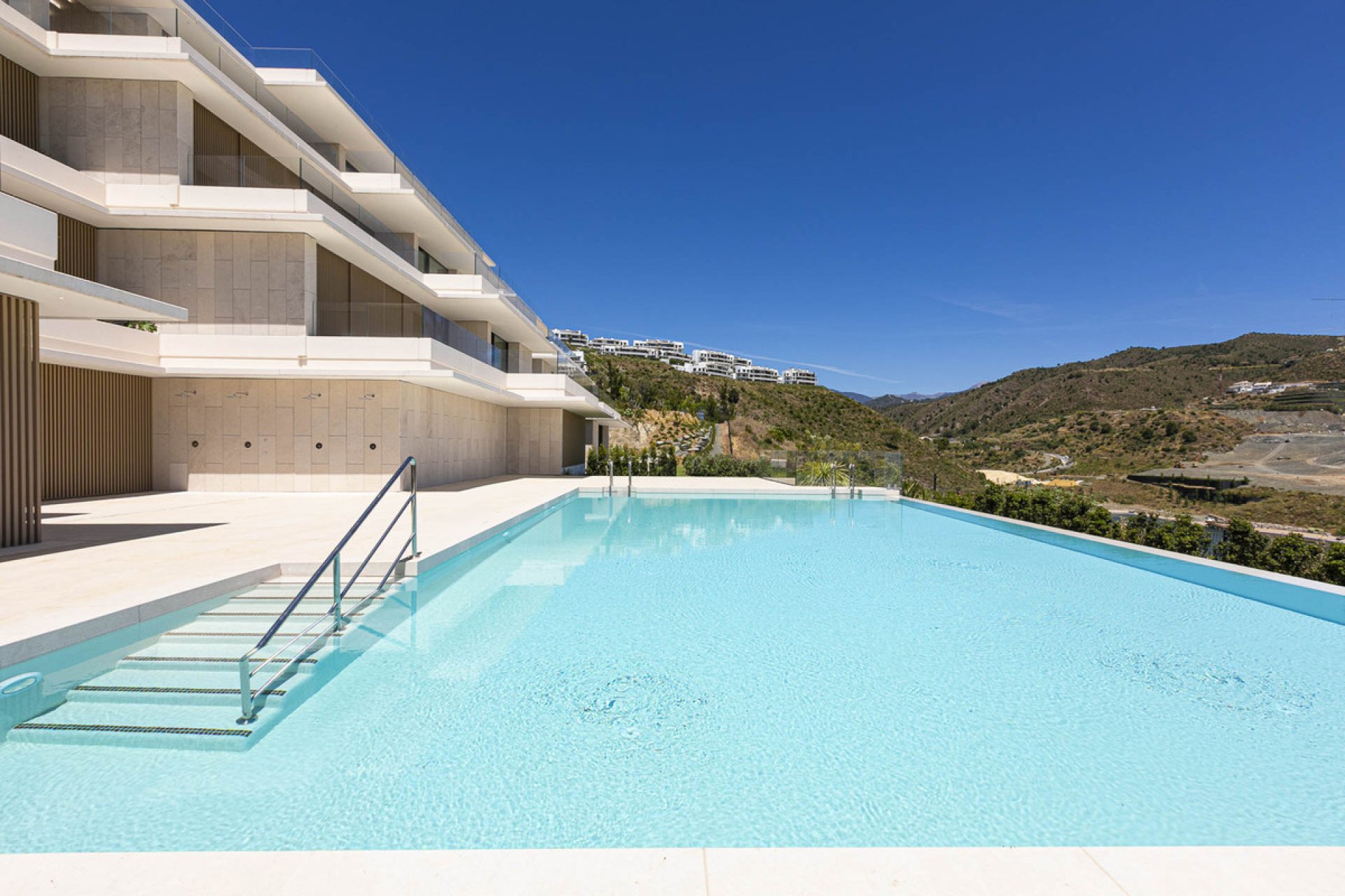 Reventa - Apartment - Middle Floor Apartment - Benahavís - Benahavís Centro