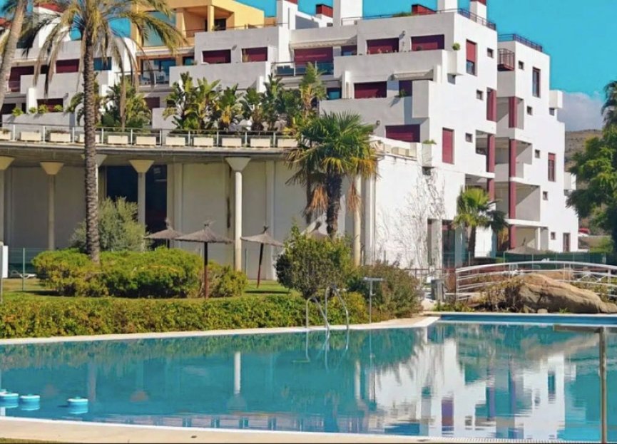 Reventa - Apartment - Middle Floor Apartment - Benahavís - Benahavís Centro