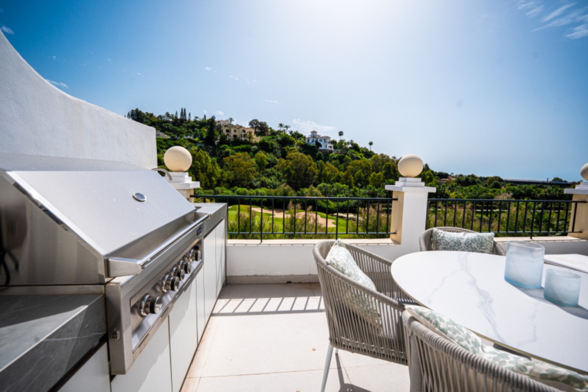 Reventa - Apartment - Middle Floor Apartment - Benahavís - Benahavís Centro