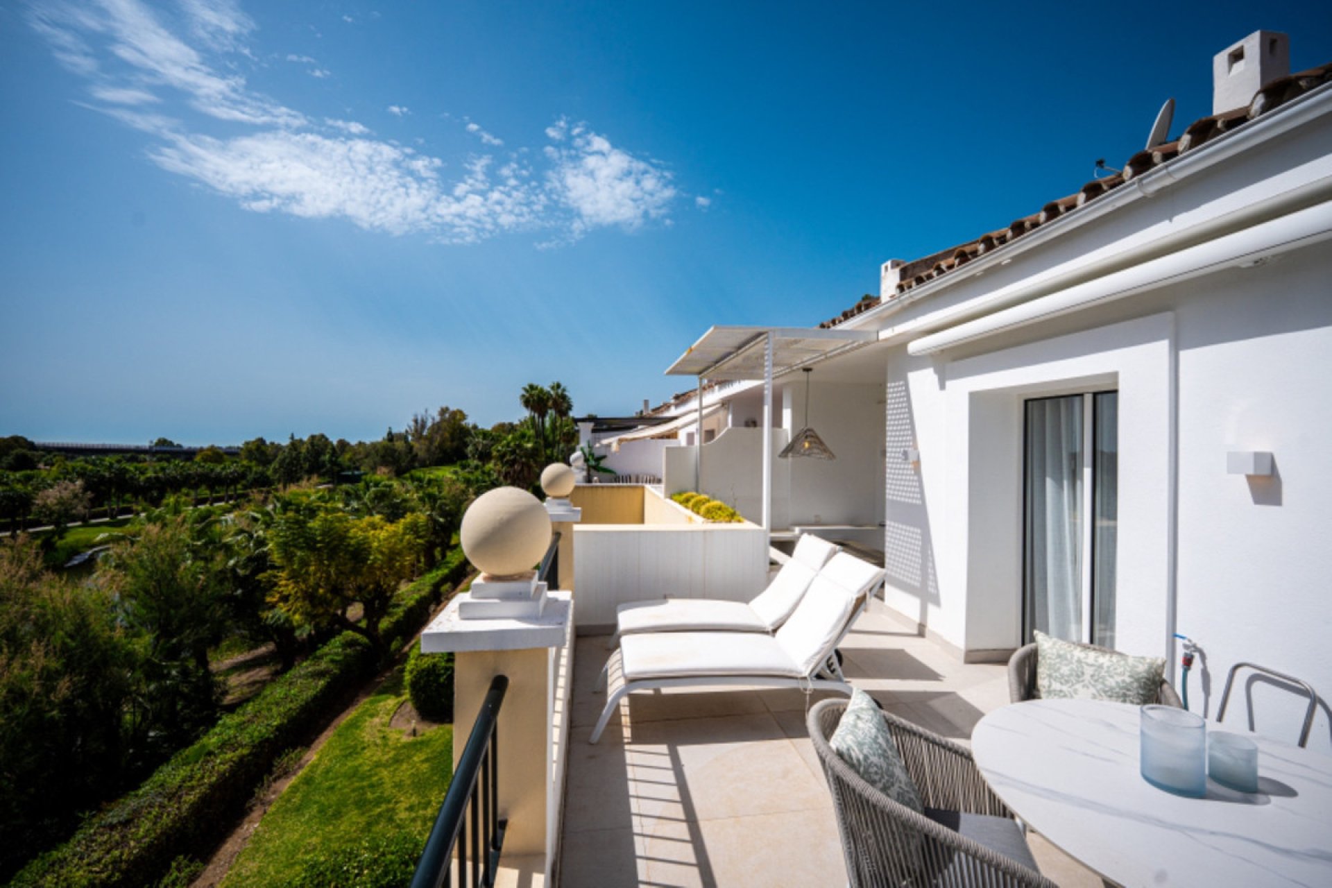 Reventa - Apartment - Middle Floor Apartment - Benahavís - Benahavís Centro