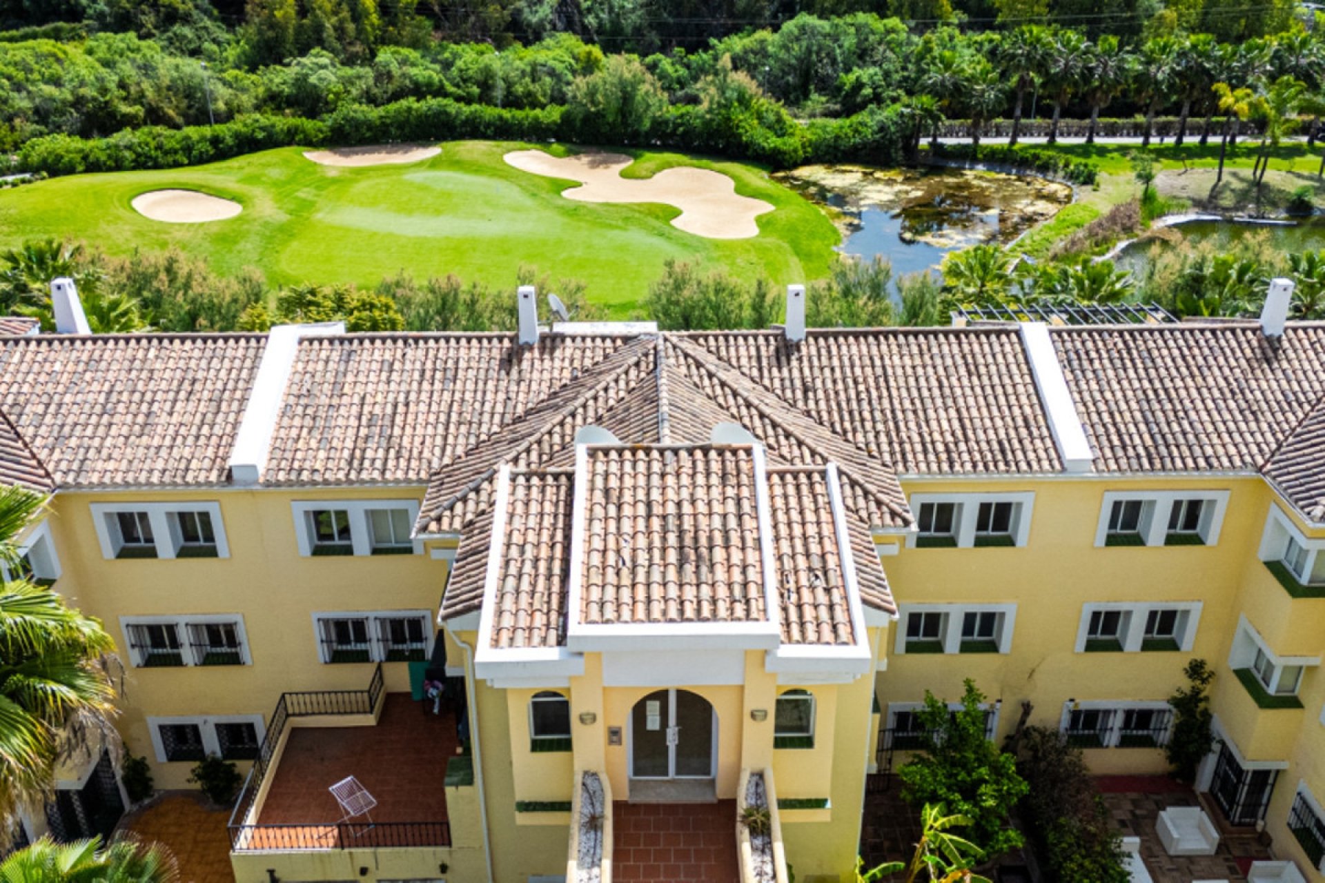 Reventa - Apartment - Middle Floor Apartment - Benahavís - Benahavís Centro