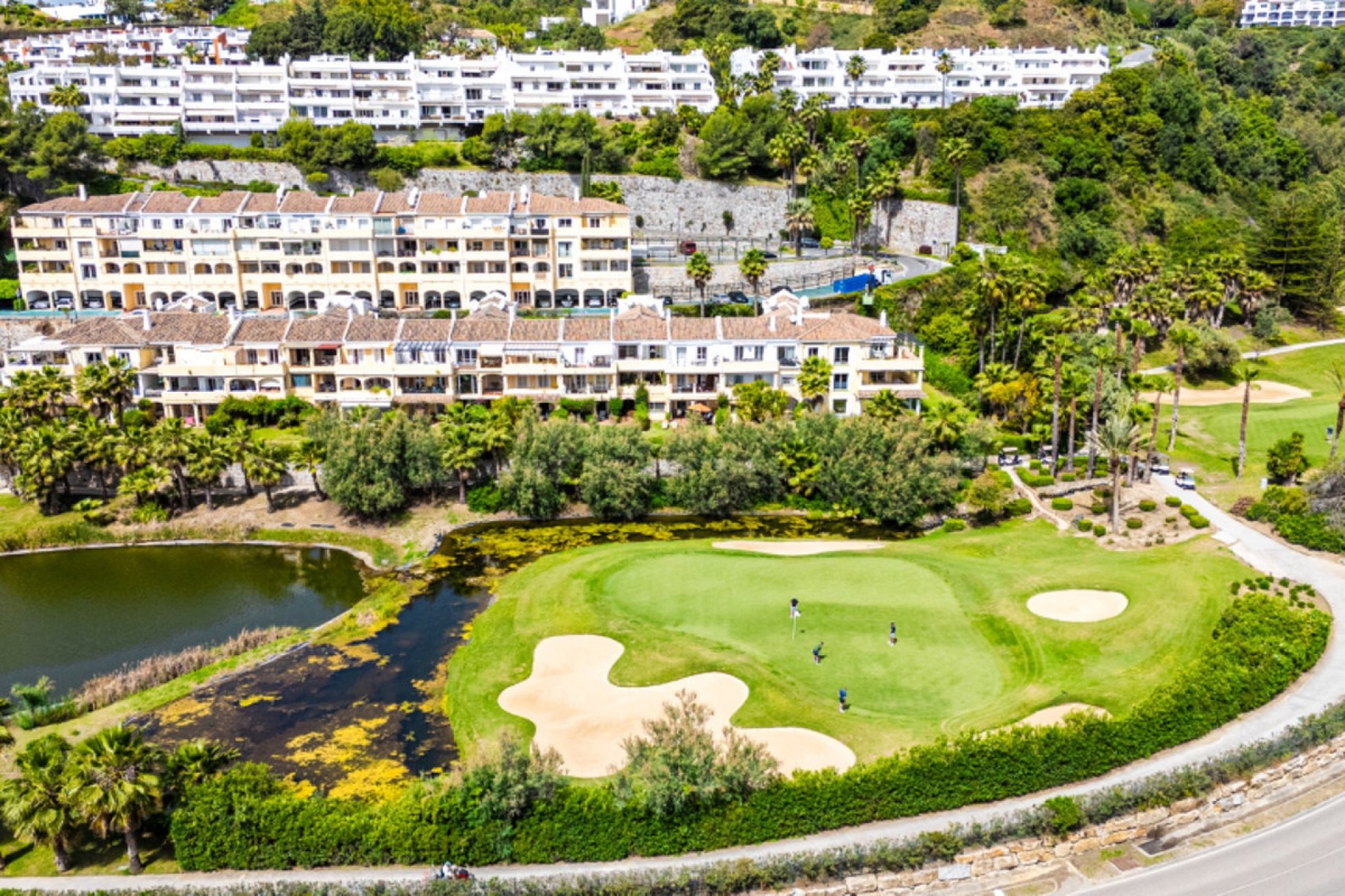 Reventa - Apartment - Middle Floor Apartment - Benahavís - Benahavís Centro