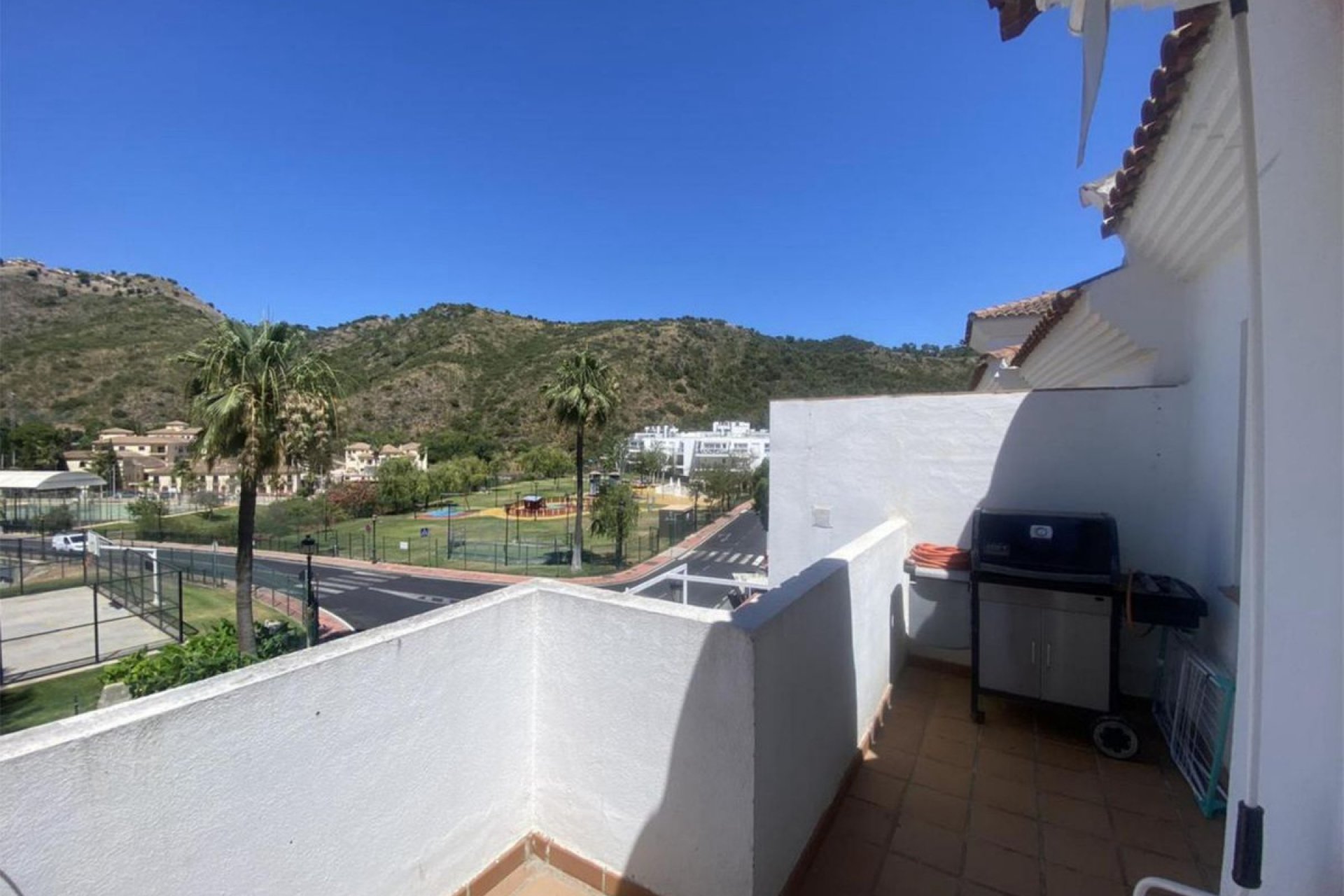 Reventa - Apartment - Middle Floor Apartment - Benahavís - Benahavís Centro