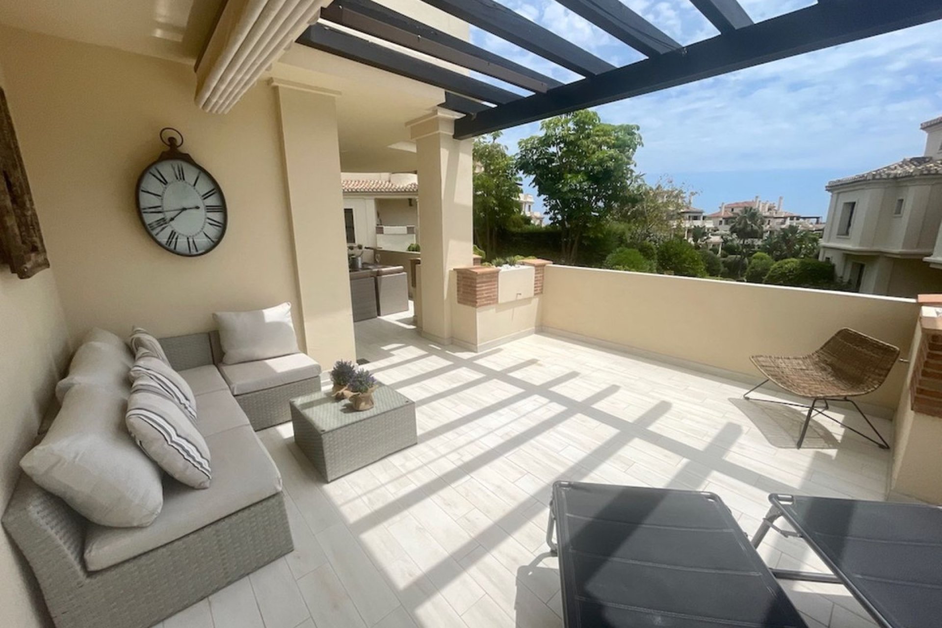 Reventa - Apartment - Middle Floor Apartment - Benahavís - Benahavís Centro