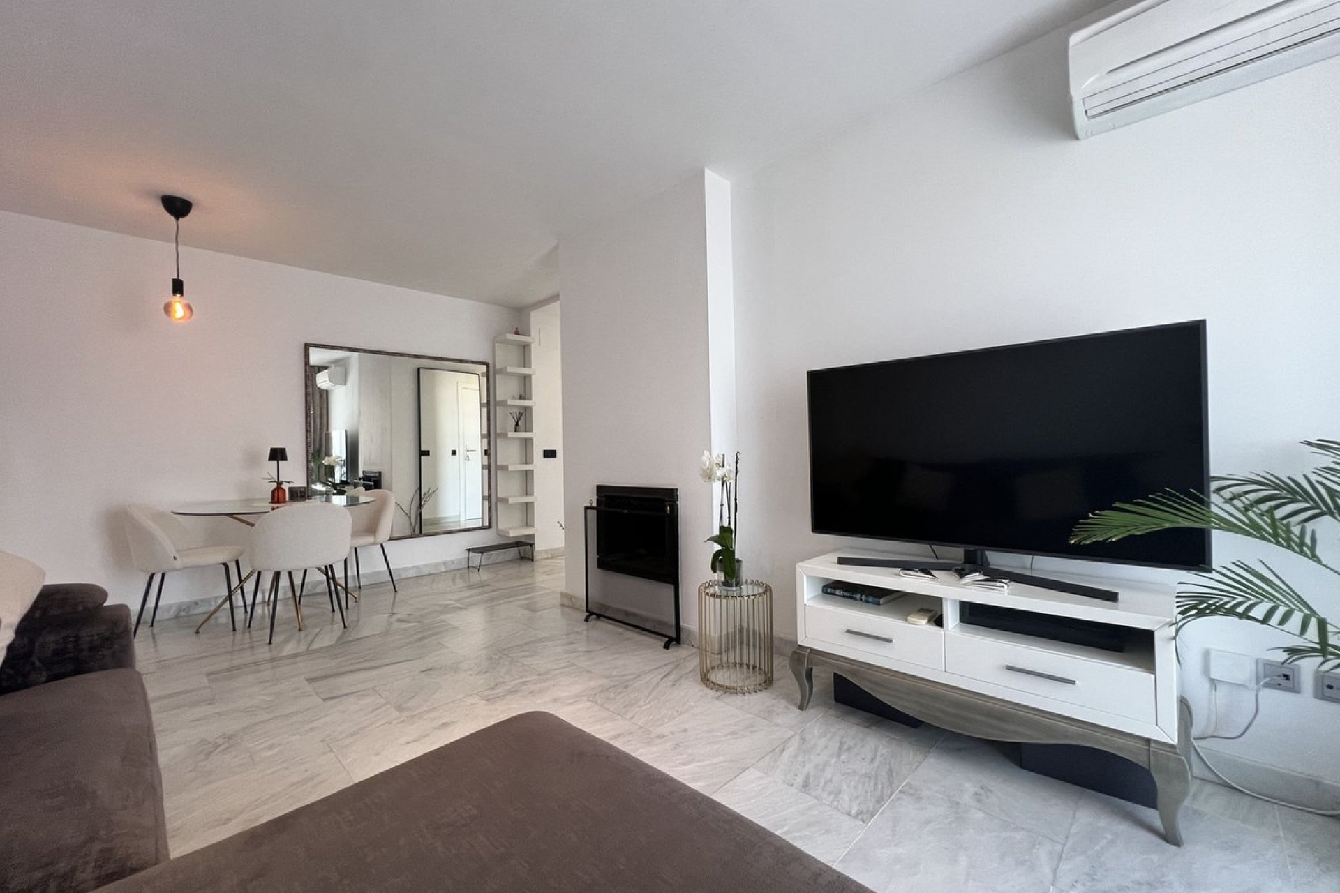 Reventa - Apartment - Middle Floor Apartment - Benahavís - Benahavís Centro