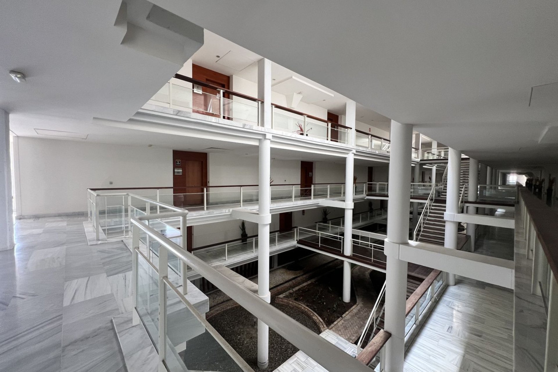 Reventa - Apartment - Middle Floor Apartment - Benahavís - Benahavís Centro