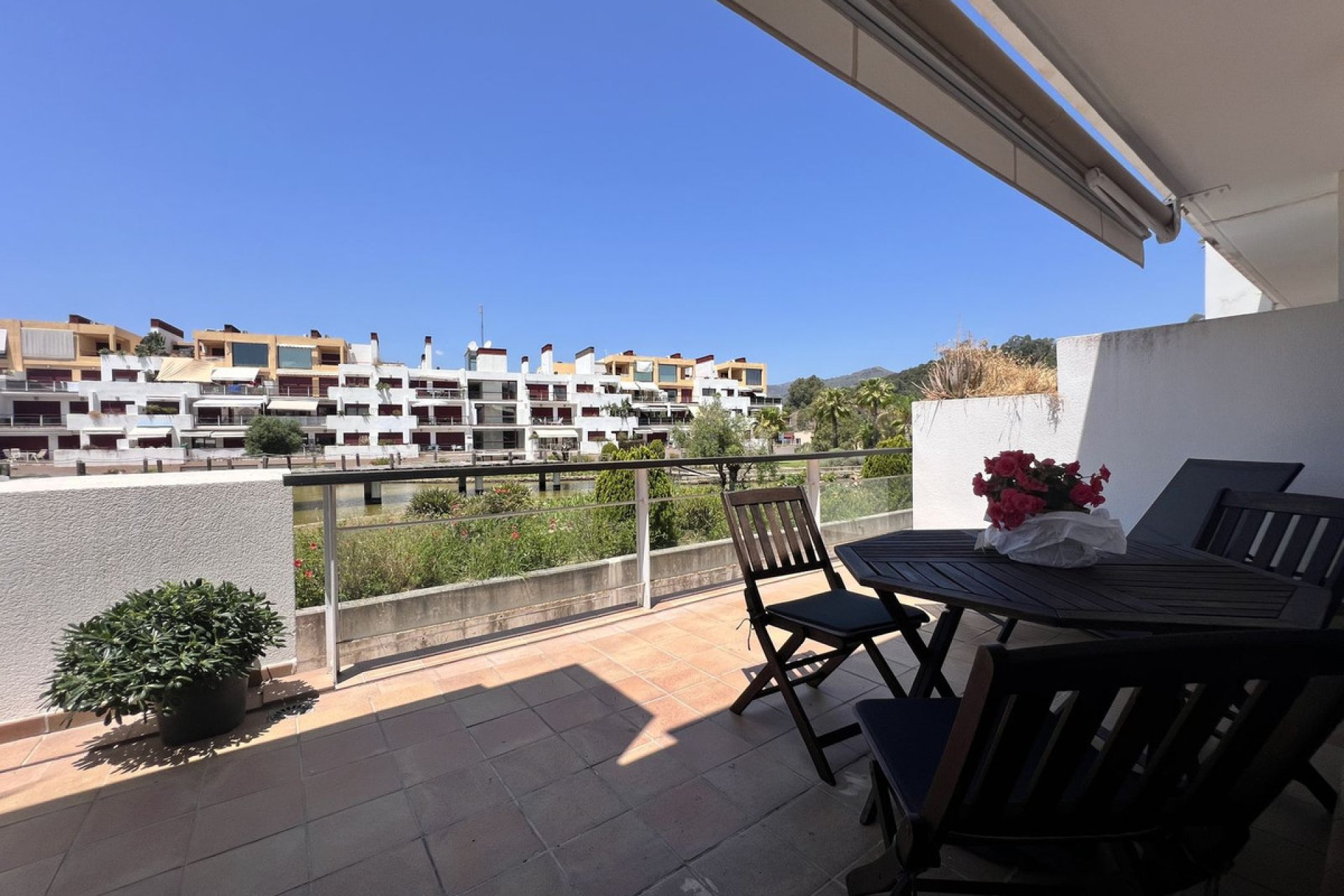 Reventa - Apartment - Middle Floor Apartment - Benahavís - Benahavís Centro