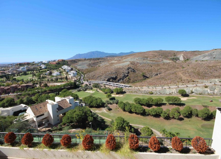 Reventa - Apartment - Middle Floor Apartment - Benahavís - Benahavís Centro