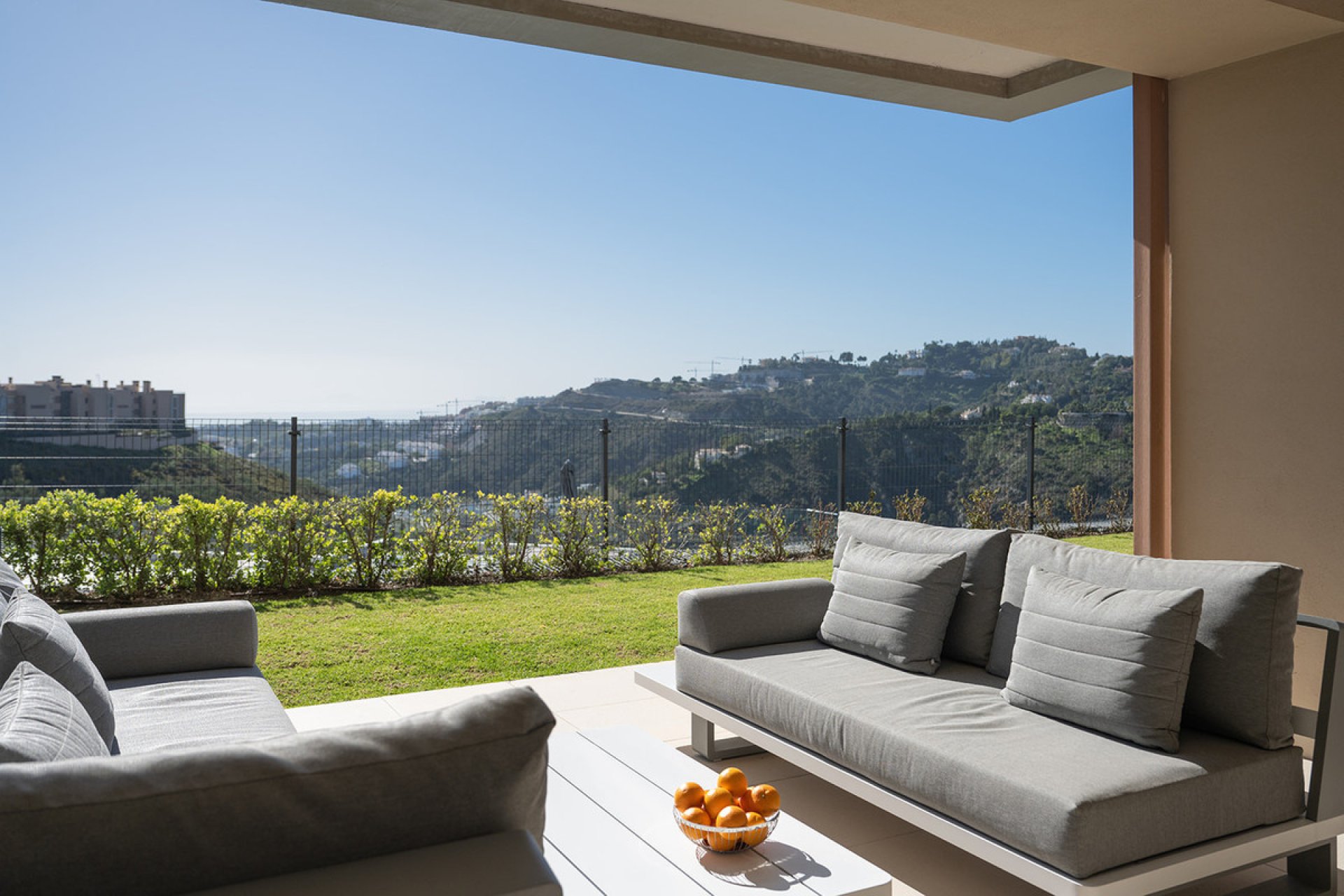 Reventa - Apartment - Middle Floor Apartment - Benahavís - Benahavís Centro