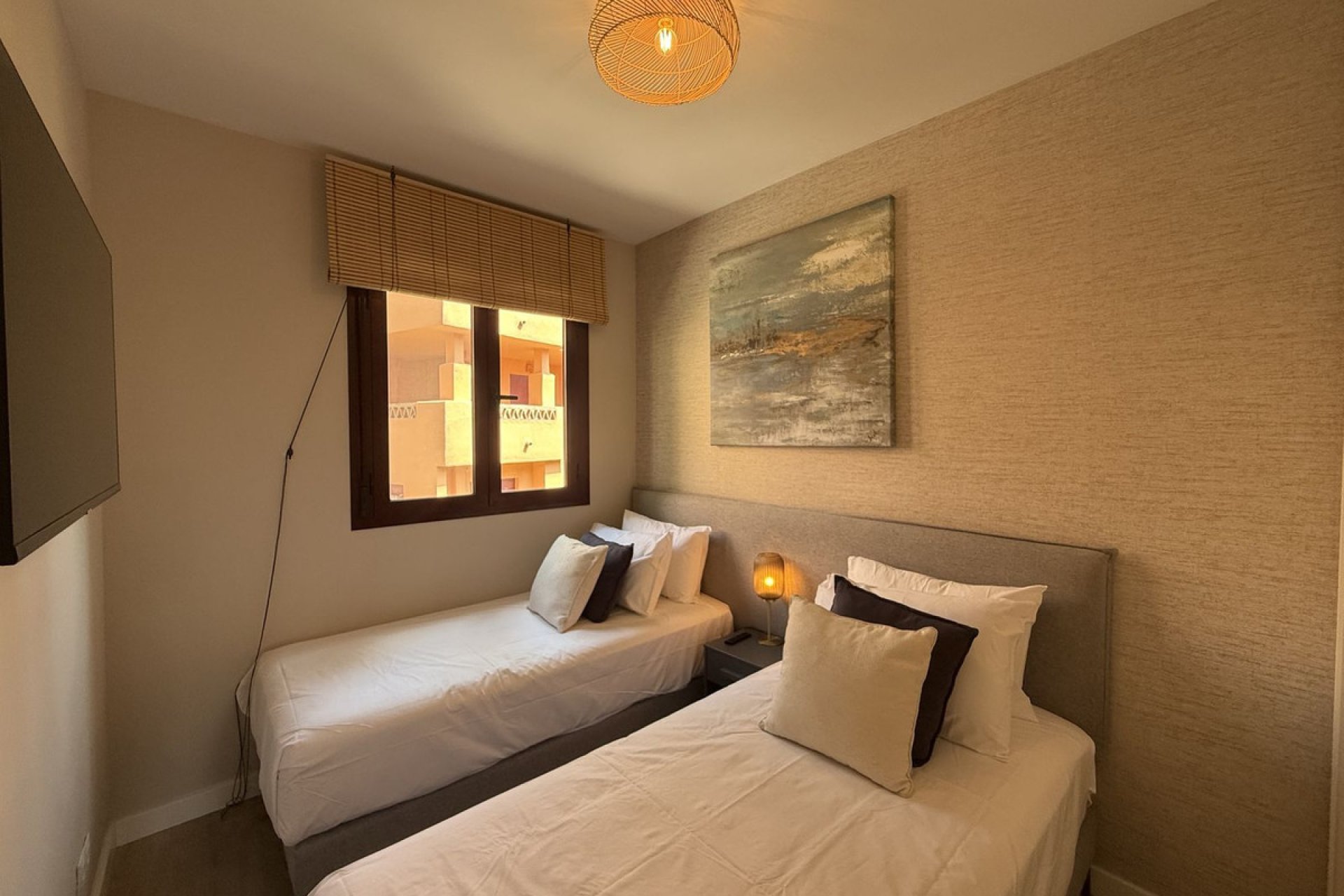 Reventa - Apartment - Middle Floor Apartment - Benahavís - Benahavís Centro