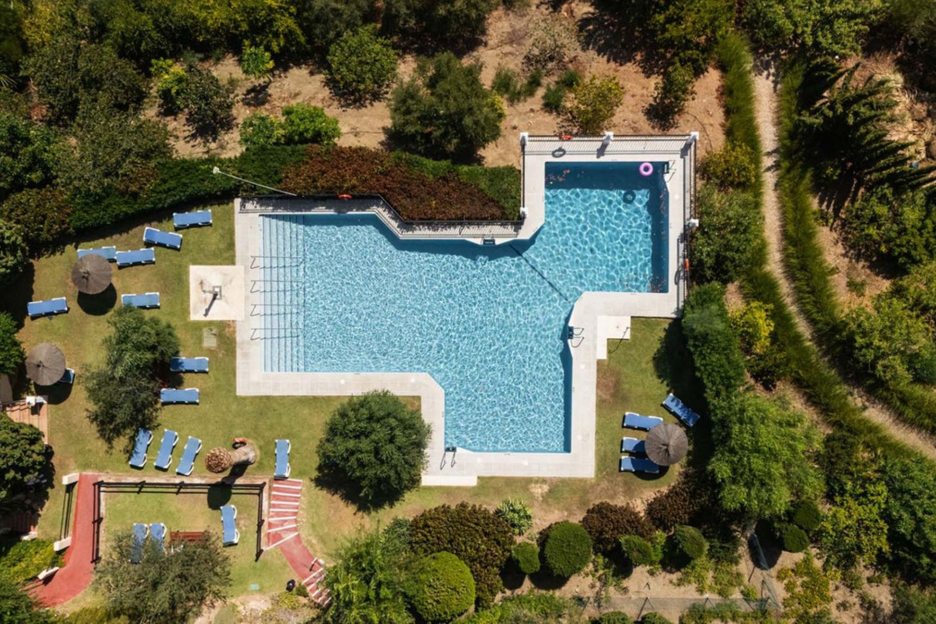 Reventa - Apartment - Middle Floor Apartment - Benahavís - Benahavís Centro