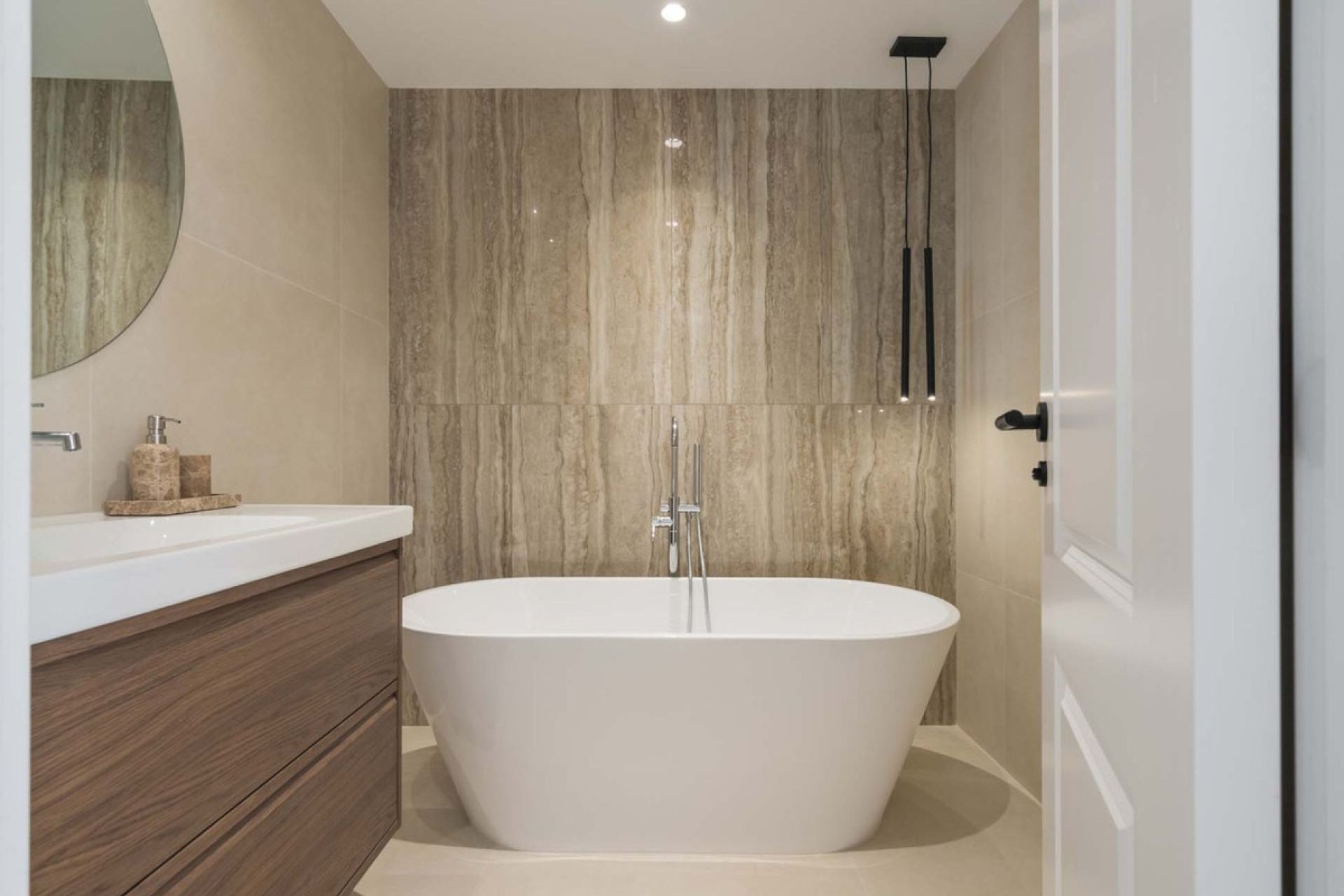 Reventa - Apartment - Middle Floor Apartment - Benahavís - Benahavís Centro