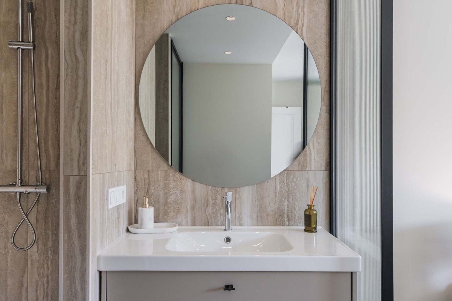 Reventa - Apartment - Middle Floor Apartment - Benahavís - Benahavís Centro