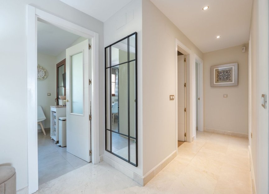 Reventa - Apartment - Middle Floor Apartment - Benahavís - Benahavís Centro