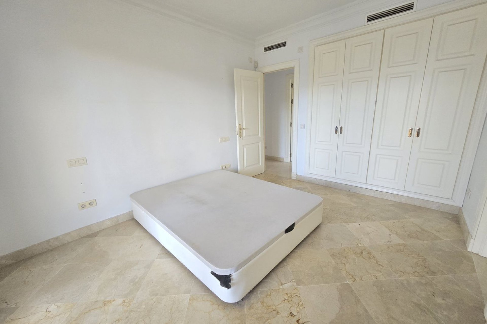 Reventa - Apartment - Middle Floor Apartment - Casares - Casares Centro