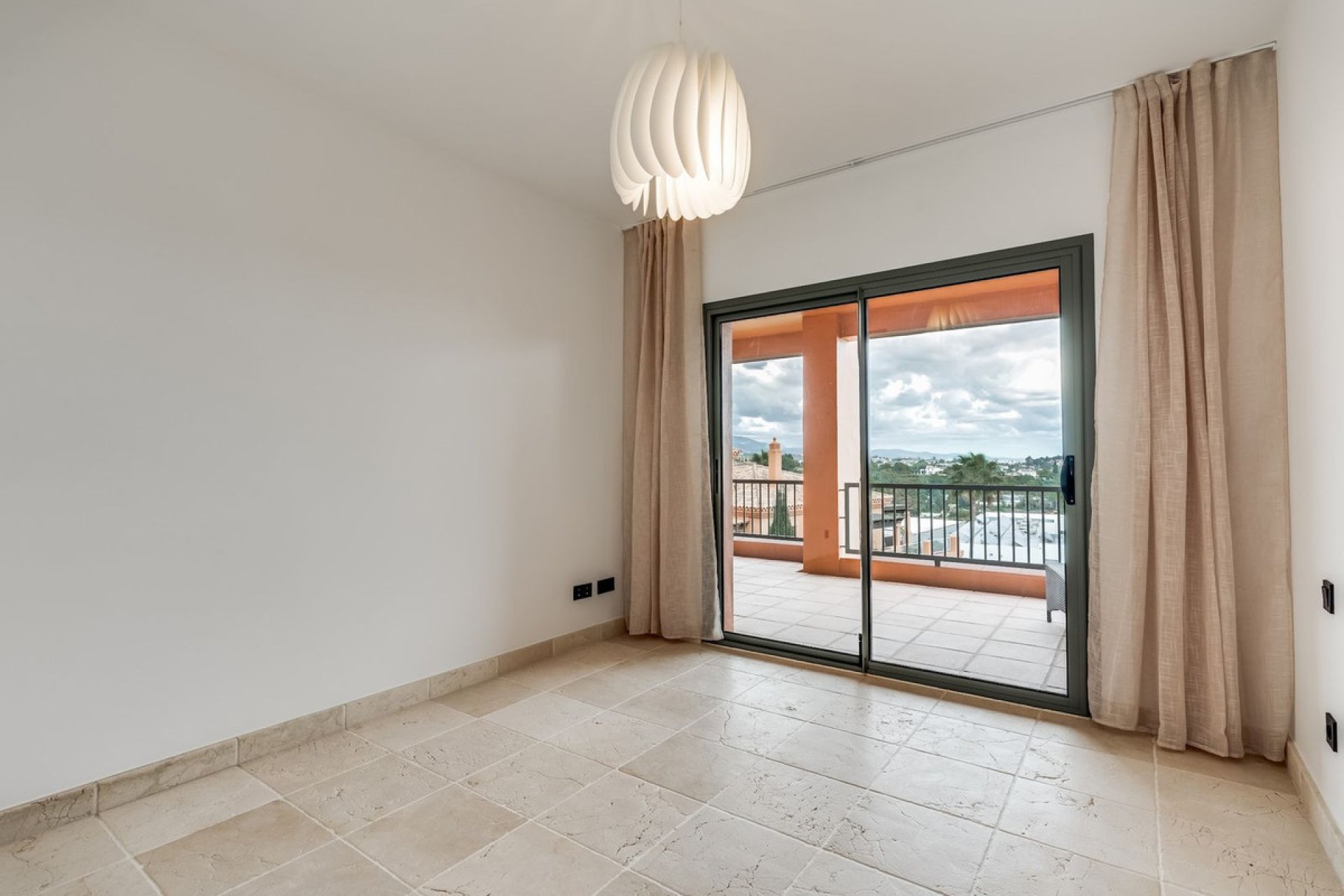 Reventa - Apartment - Middle Floor Apartment - Estepona - Atalaya