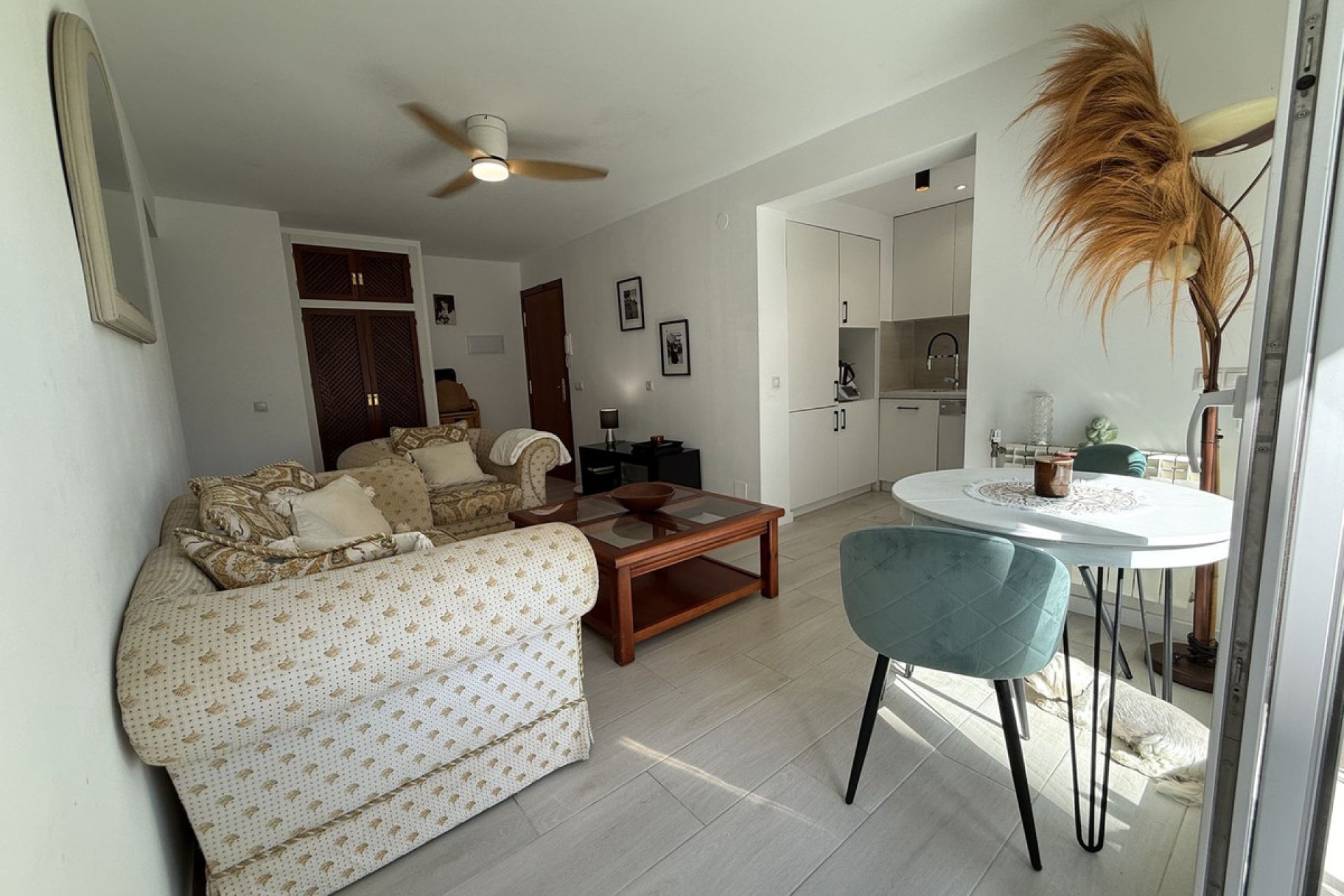 Reventa - Apartment - Middle Floor Apartment - Estepona - Estepona Centro