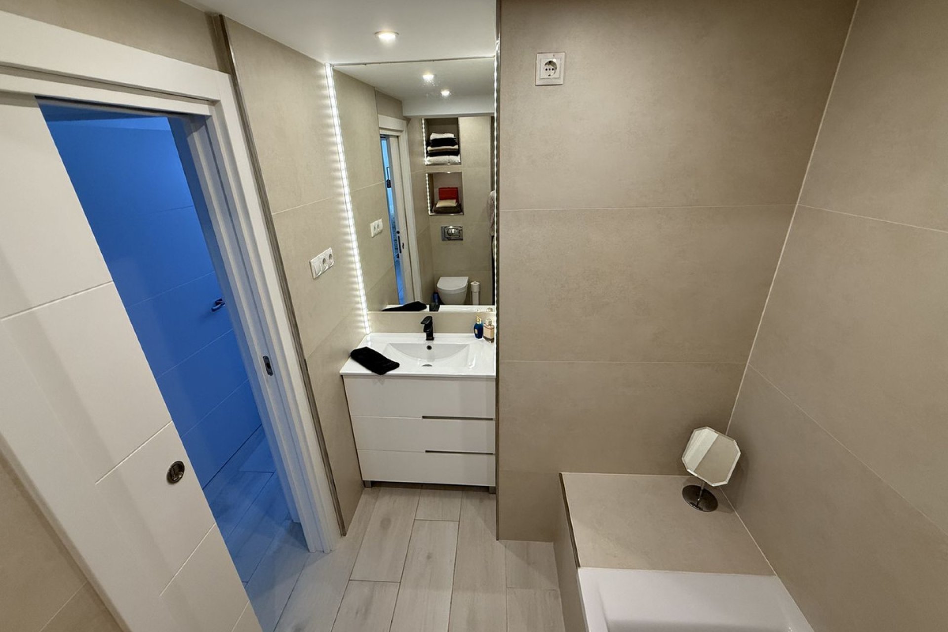 Reventa - Apartment - Middle Floor Apartment - Estepona - Estepona Centro