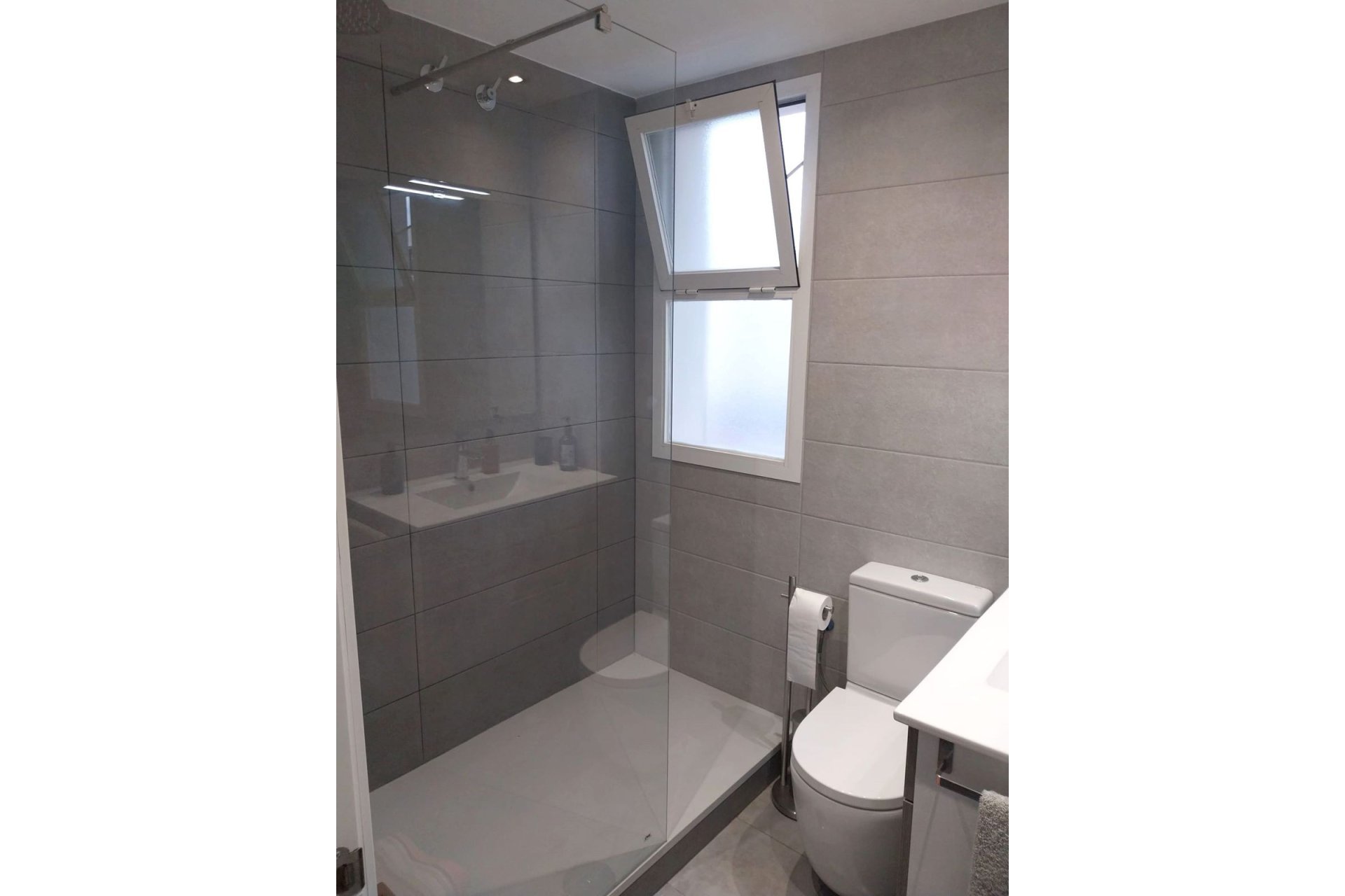 Reventa - Apartment - Middle Floor Apartment - Estepona - Estepona Centro