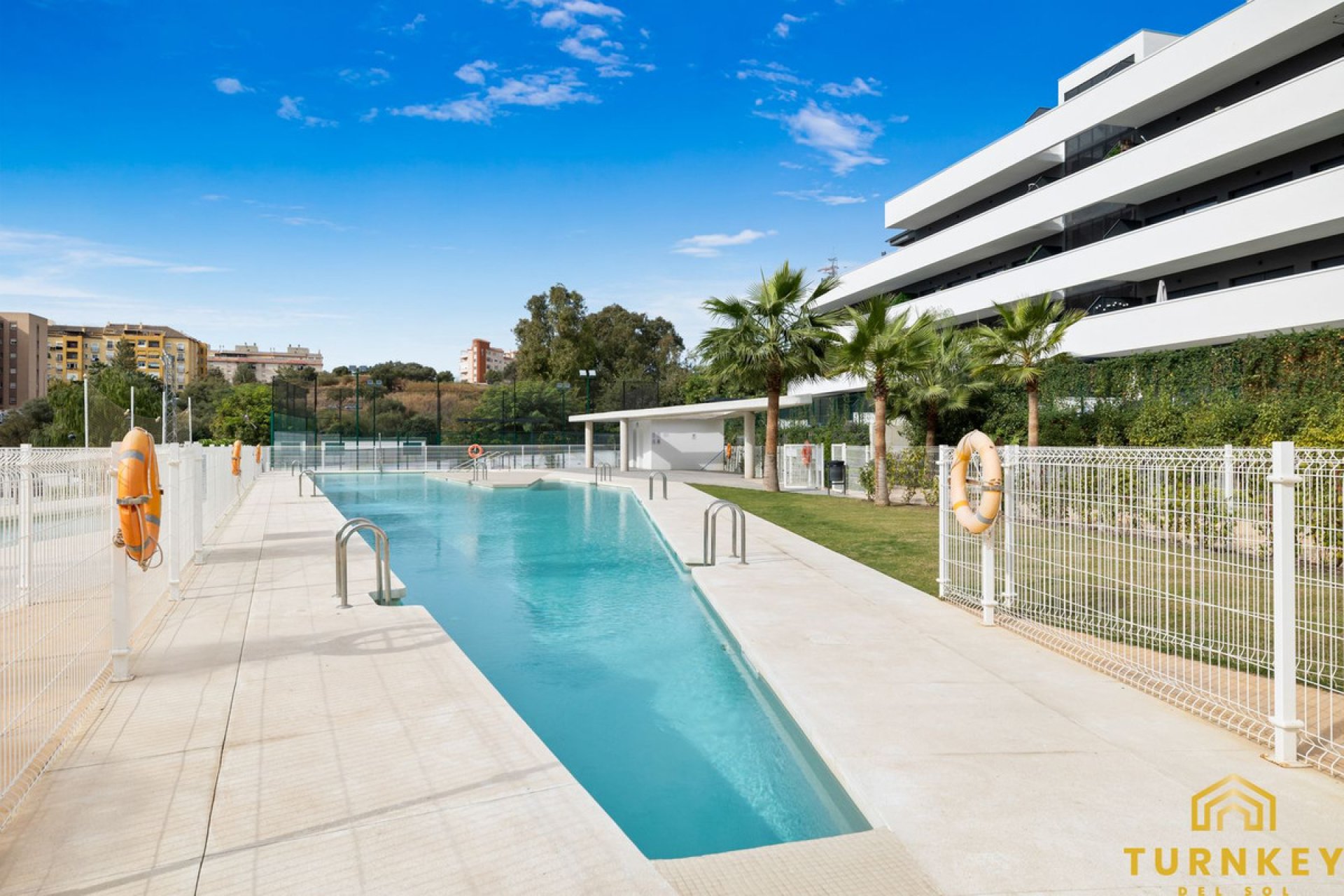 Reventa - Apartment - Middle Floor Apartment - Estepona - Estepona Centro