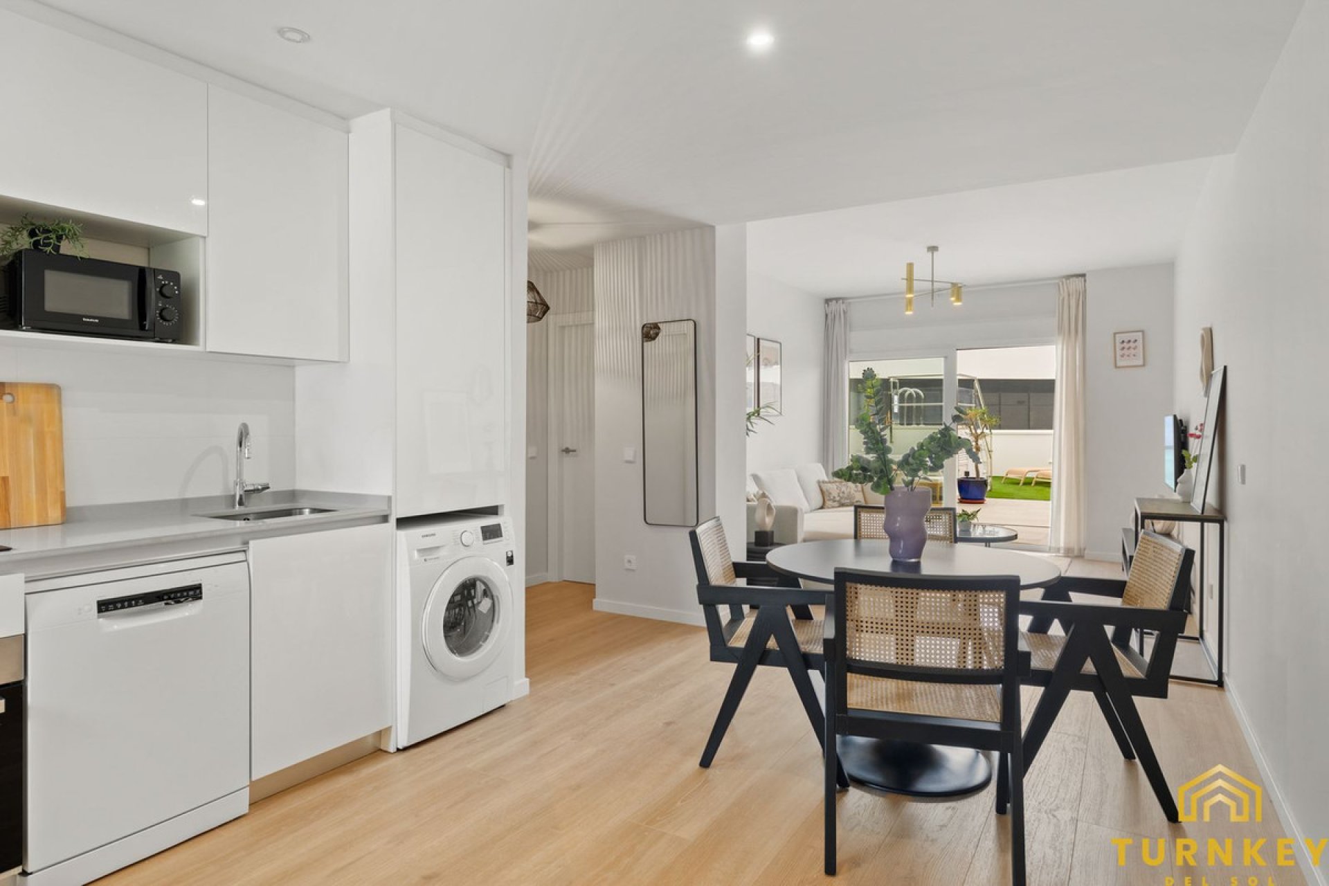 Reventa - Apartment - Middle Floor Apartment - Estepona - Estepona Centro