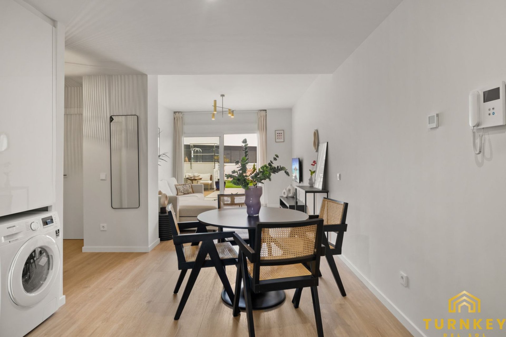 Reventa - Apartment - Middle Floor Apartment - Estepona - Estepona Centro