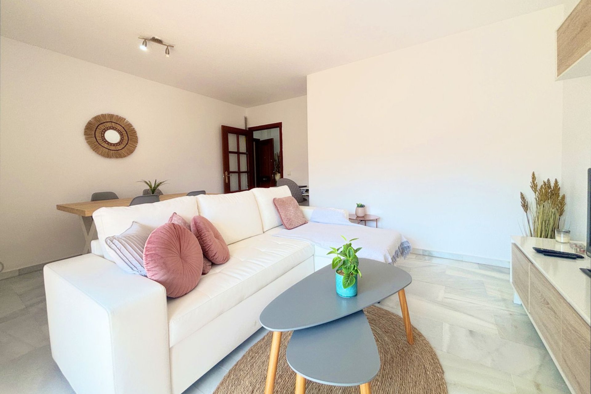 Reventa - Apartment - Middle Floor Apartment - Estepona - Estepona Centro