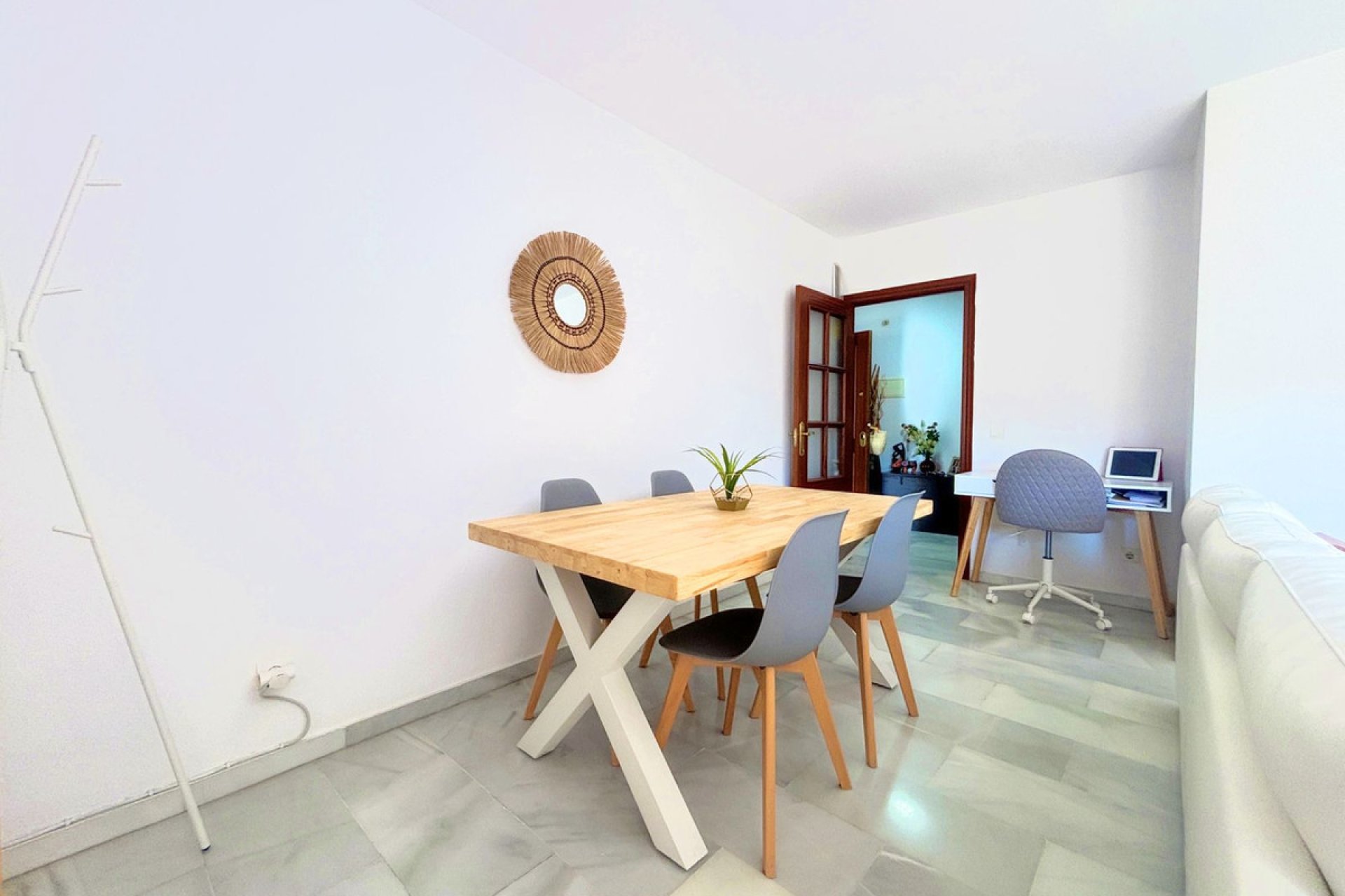 Reventa - Apartment - Middle Floor Apartment - Estepona - Estepona Centro