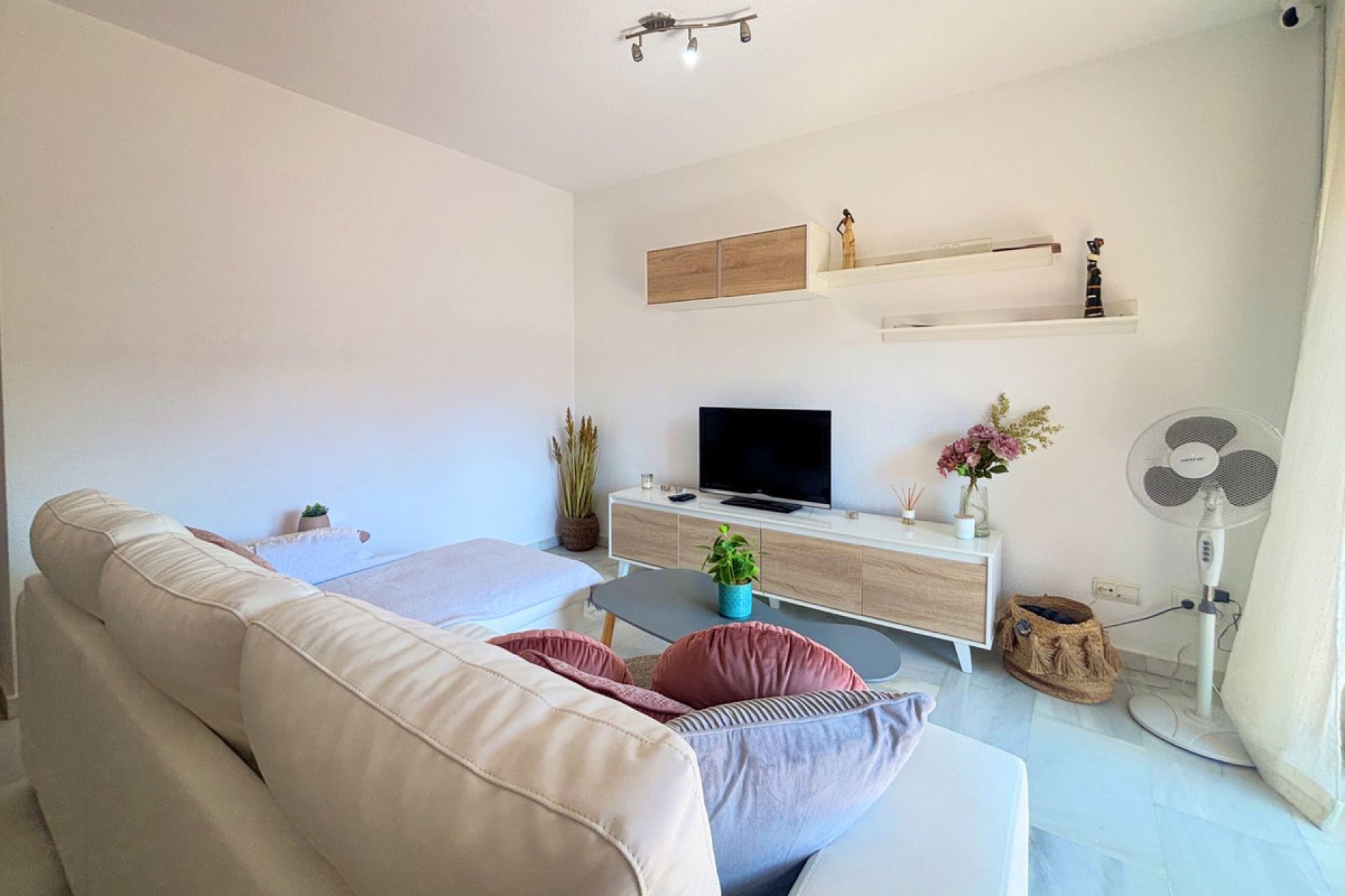 Reventa - Apartment - Middle Floor Apartment - Estepona - Estepona Centro