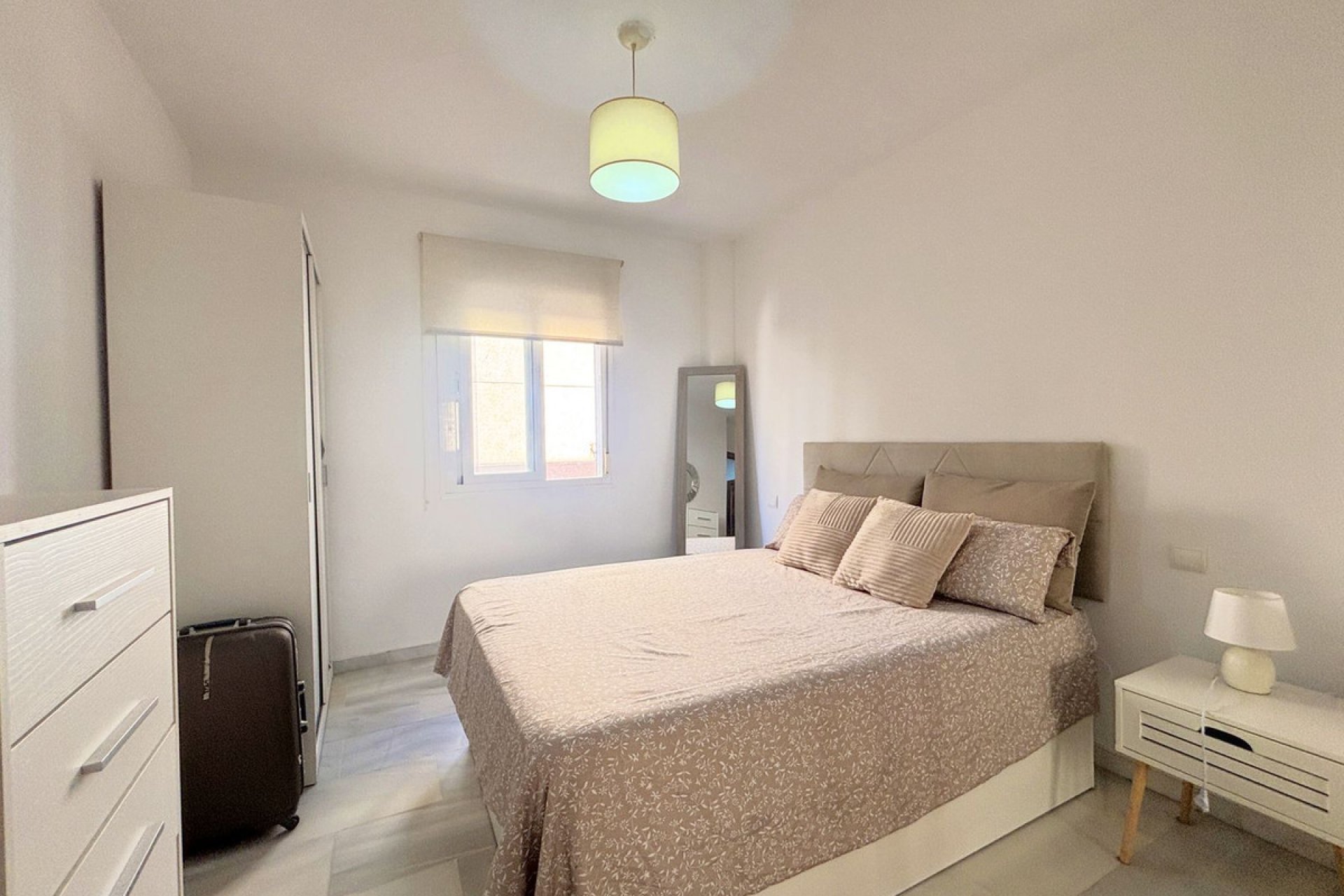 Reventa - Apartment - Middle Floor Apartment - Estepona - Estepona Centro