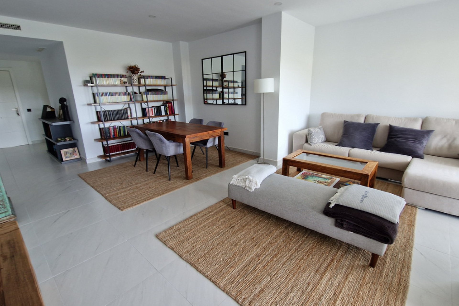 Reventa - Apartment - Middle Floor Apartment - Estepona - Estepona Centro