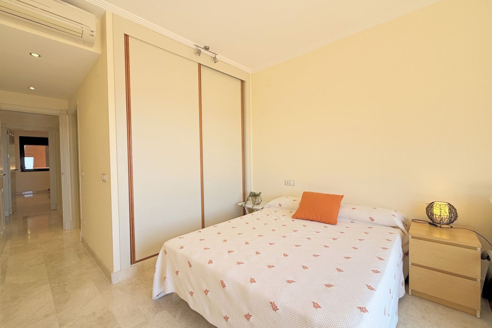 Reventa - Apartment - Middle Floor Apartment - Estepona - Estepona Centro