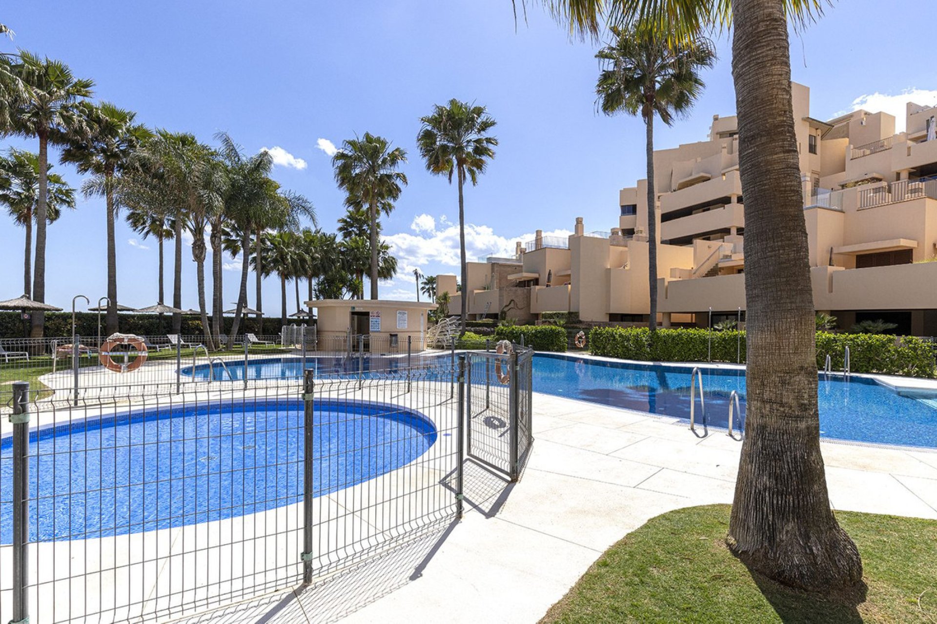 Reventa - Apartment - Middle Floor Apartment - Estepona - Estepona Centro