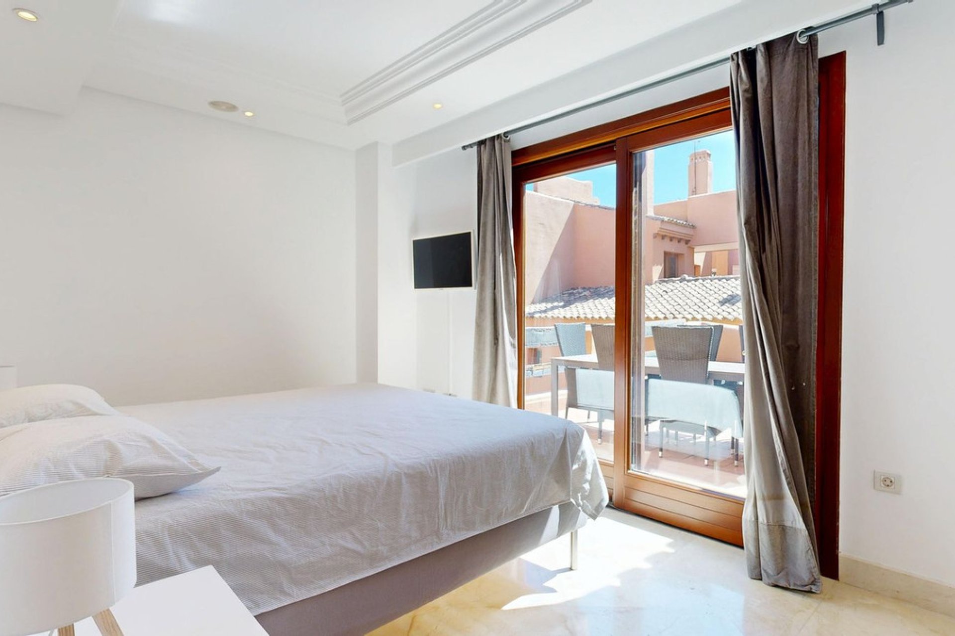 Reventa - Apartment - Middle Floor Apartment - Estepona - Estepona Centro