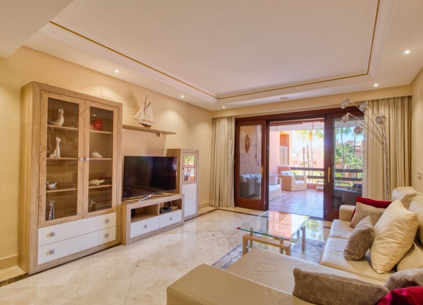 Reventa - Apartment - Middle Floor Apartment - Estepona - Estepona Centro