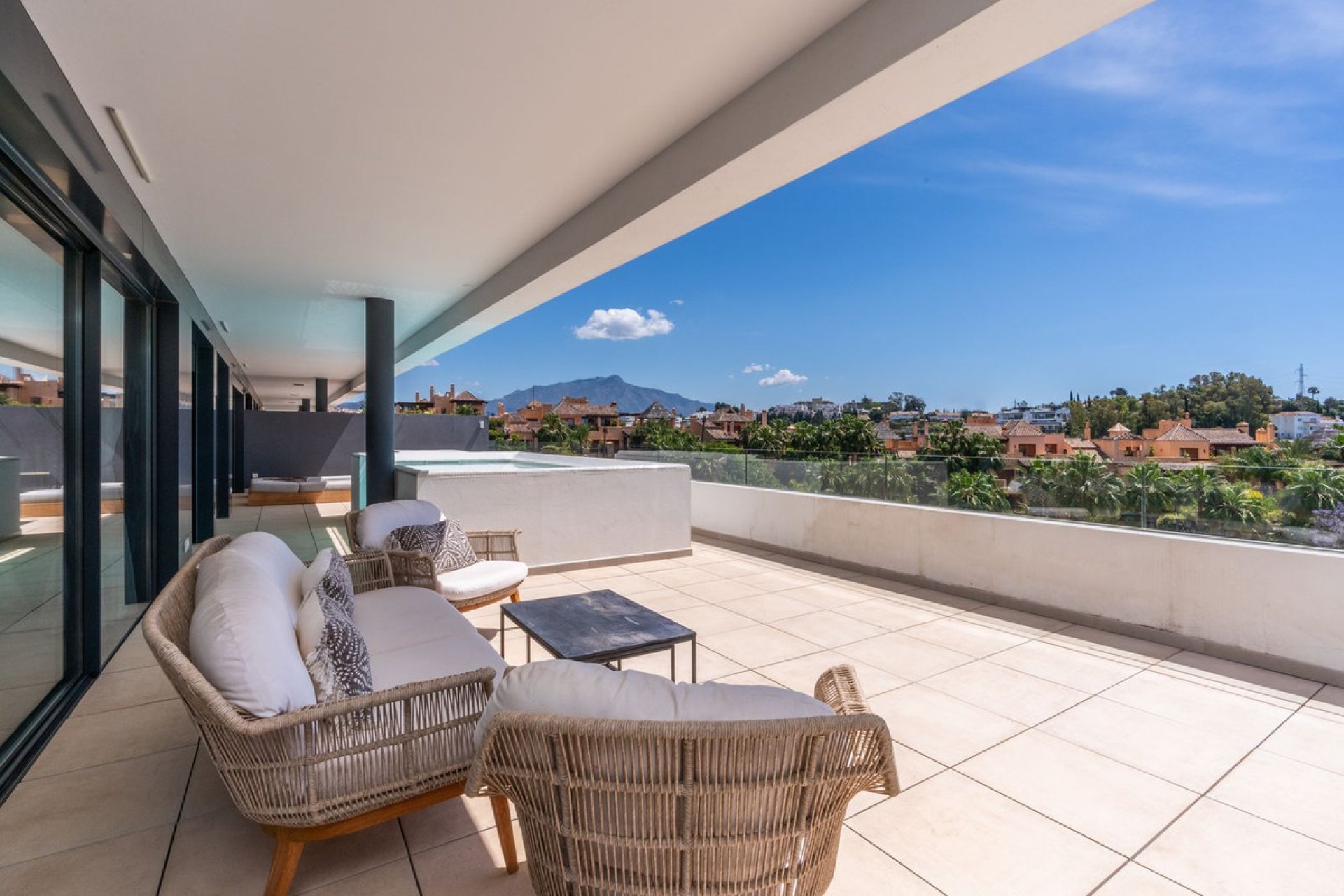 Reventa - Apartment - Middle Floor Apartment - Estepona - Estepona Centro